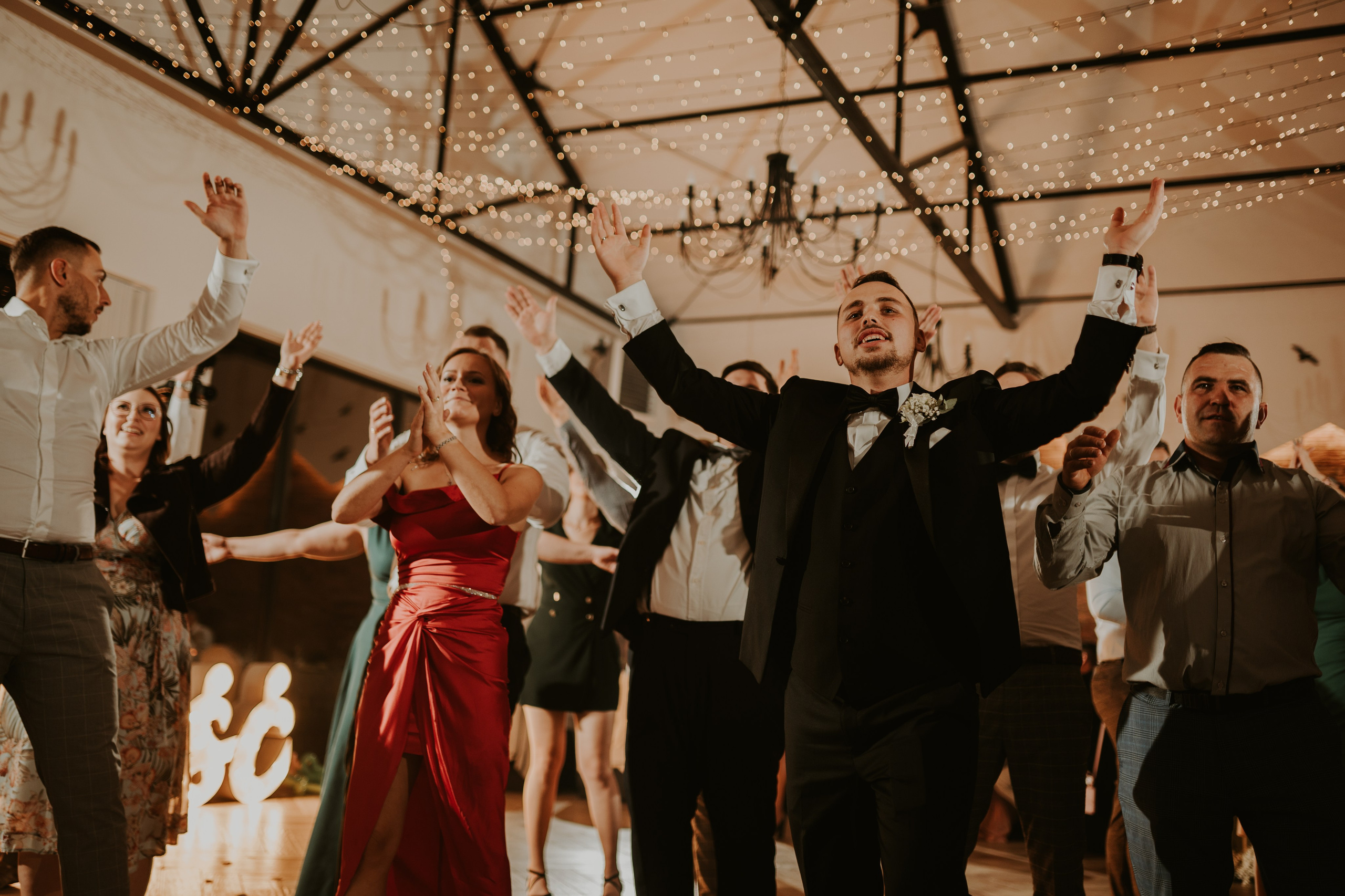 Trzy Drzewa: wspaniała uroczystość Wiktorii i Kamila. Karkowskafoto - fotografia miłości