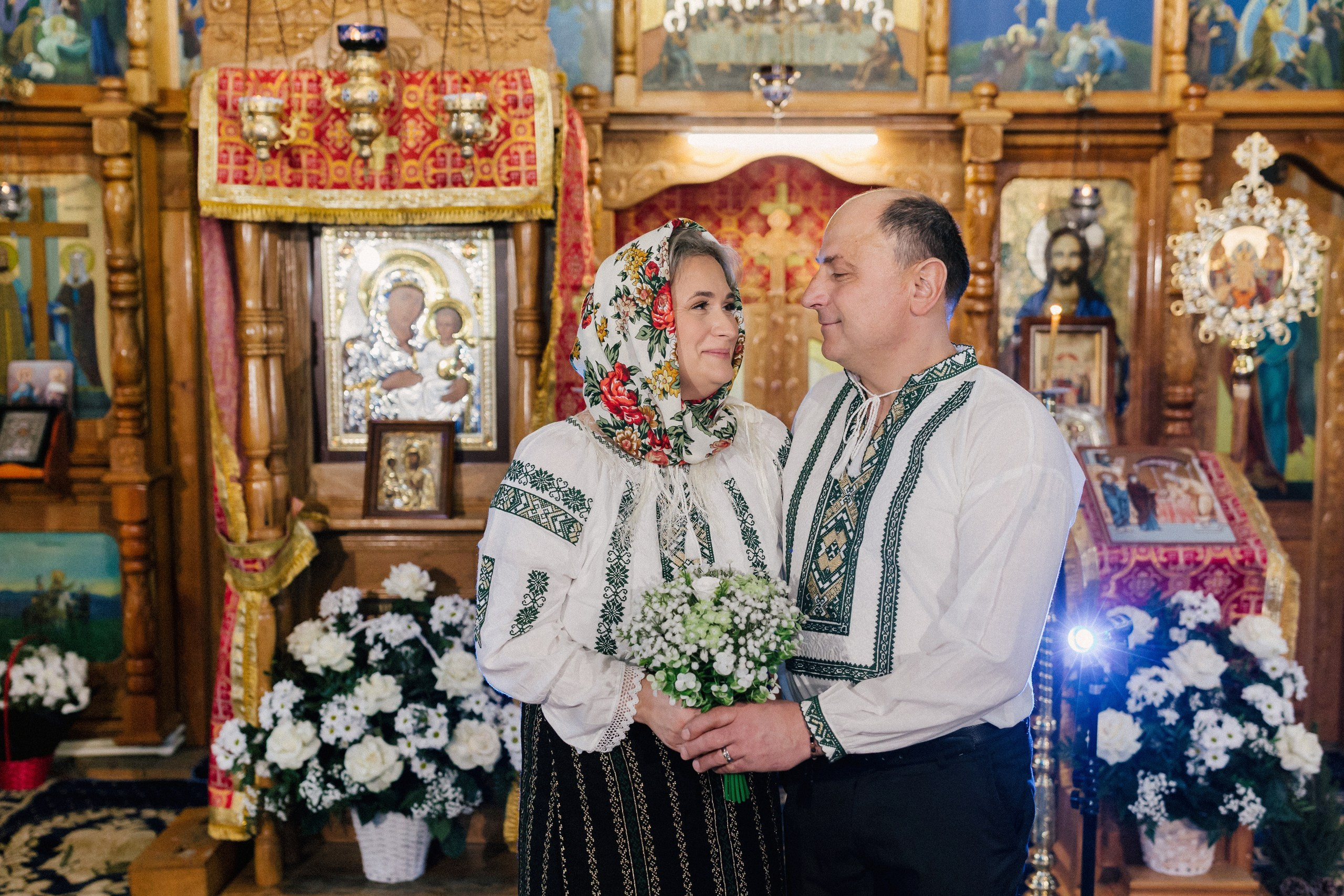 - nunta--fotograf-profesionist-botosani - fotografie-nunta-romantica - imagini-nunta-in-natura-alin-chirila-fotograf - fotografii-cuplu-indragostit-nunta-botosani - sedinta-foto-miri-andrei-iustina-alinofotostudio - amintiri-din-nunta-realizate-de-fotograf-profesionist - povestea-nuntii-andrei-si-iustina-in-imagini-alinofotostudio-fotograf evenimente- evenimente Botoșani -fotograf Suceava - fotograf Iași- servicii foto. servicii foto Botoșani. servicii foto video Botoșani. fotograf nunta. fotograf evenimente. fotograf nunta Botoșani. Alin chirila. Alin chirila fotograf. Alinofotostudio.- servicii foto. servicii foto Botoșani. servicii foto video Botoșani. fotograf nunta. fotograf evenimente. fotograf nunta Botoșani. Alin chirila. Alin chirila fotograf. Alinofotostudio.fotograf stare civilă,poze stare civilă,album foto stare civilă,servicii foto suceava,fotograf evenimente suceava,fotograf nuntă suceava,poze cununie civilă,ședință foto stare civilă,sesiune foto suceava,fotograf profesionist suceava,fotograf botosani,stare civila botosani,alinofotostudio,alin chirila fotograf.servicii foto. servicii foto Botoșani. servicii foto video Botoșani. fotograf nunta. fotograf evenimente. fotograf nunta Botoșani. Alin chirila. Alin chirila fotograf. Alinofotostudio.fotograf stare civilă,poze stare civilă,album foto stare civilă,servicii foto suceava,fotograf evenimente suceava,fotograf nuntă suceava,poze cununie civilă,ședință foto stare civilă,sesiune foto suceava,fotograf profesionist suceava,fotograf botosani,stare civila povestitor prin fotografiebotosani,alinofotostudio,alin chirila fotograf,servicii foto. servicii foto Botoșani. servicii foto video Botoșani. fotograf nunta. fotograf evenimente. fotograf nunta Botoșani. Alin chirila. Alin chirila fotograf. Alinofotostudio.fotograf stare civilă,poze stare civilă,album foto stare civilă,servicii foto suceava,fotograf evenimente suceava,fotograf nuntă suceava,poze cununie civilă,ședință foto stare civilă,sesiune foto suceava,fotograf profesionist suceava,fotograf botosani,stare civila botosani,alinofotostudio,alin chirila fotograf,cununie religioasă botoșani,andreea și neculai,capela militară botoșani,foto conacul zăicești,fotograf nuntă botoșani,fotograf cununie religioasă,foto evenimente botoșani,poze cununie capela militară,ședință foto zăicești,fotograf profesionist botoșaniMire și mireasă – Sergiu & Liliana – ziua nunții, 2024 - Emoții în ziua nunții – Sergiu și Liliana - Dansul mirilor – fotografie artistică nuntă 2024 - Sedinta foto romantică în natură – Sergiu & Liliana - Rochia de mireasă și detalii de nuntă elegan-Album de cununie civilă Florin și Anda – Fotografii profesionale realizate de Alin Chirilă în Botoșani -fotograf prin fotografie-Ședință foto Trash the Dress pe muntele Rarău cu Iulian și Iuliana – fotografie de cuplu, natură montană, emoție autentică surprinsă de Alin Chirilă, povestitor prin fotografie.- "Iulian și Iuliana pe crestele Rarăului – fotografie Trash the Dress în natură" - "Cuplu îmbrățișat la apus pe muntele Rarău – ședință foto după nuntă" - "Rochie de mireasă în vânt pe munte – Trash the Dress Rarău-1. Iulian și Iuliana pe muntele Rarău – ședință foto Trash the Dress în natură, cu peisaj montan spectaculos 2. Cuplu în îmbrățișare pe Rarău – emoție autentică surprinsă după nuntă 3. Rochie de mireasă în bătaia vântului – fotografie artistică Trash the Dress în munți 4. Mire și mireasă privind spre orizont – dragoste și libertate pe muntele Rarău 5. Iuliana zâmbind în rochia de mireasă – portret în natură, Trash the Dress 6. Iulian ținându-și mireasa de mână – ședință foto romantică pe munte 7. Detaliu cu rochia pe stâncă – estetică naturală Trash the Dress Rarău 8. Cuplu în mers pe poteca Rarăului – fotografie simbolică de după nuntă 9. Apus de soare pe Rarău în spatele mirilor – imagine de poveste Trash the Dress 10. Iulian și Iuliana râzând împreună – momente autentice surprinse de Alin Chirilă, povestitor prin fotografie