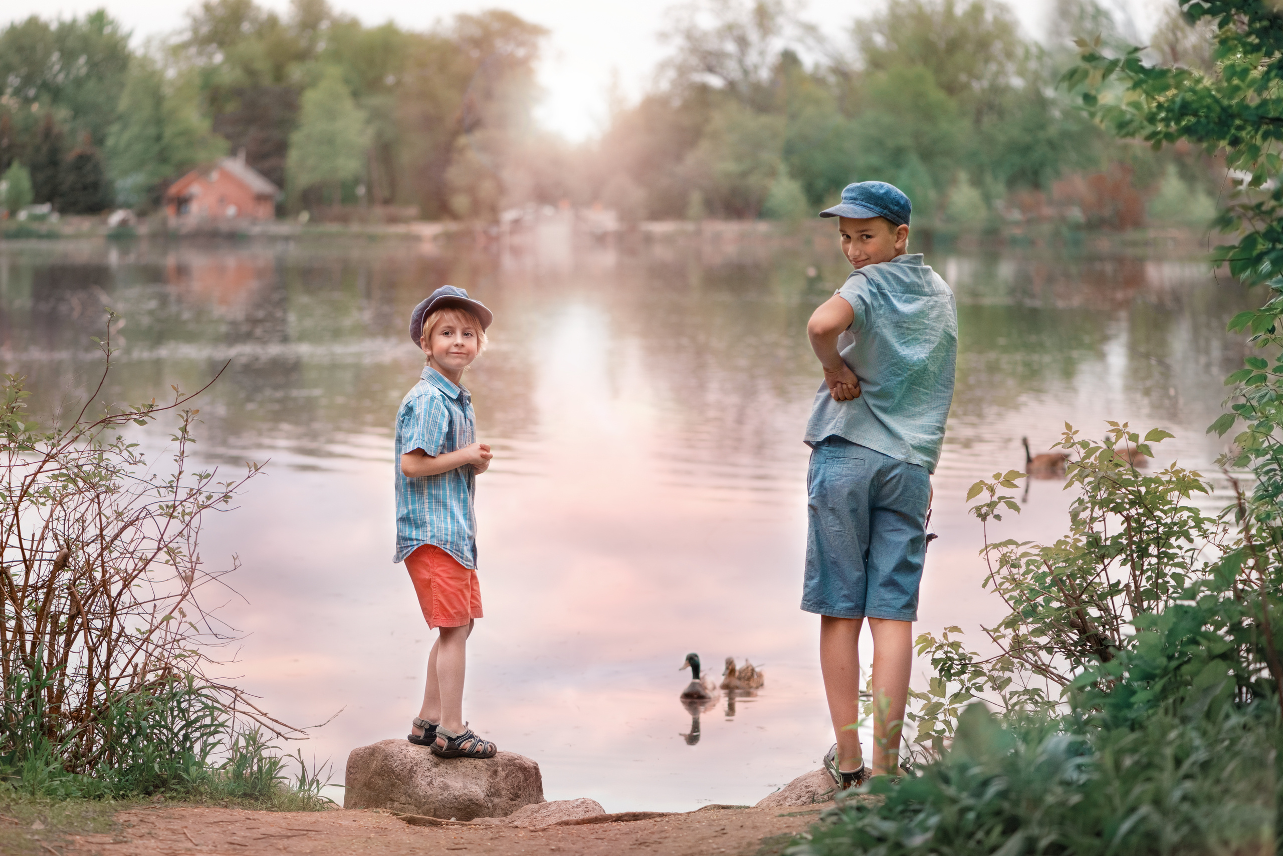Dreamy evening photoshoot for boys. Playing. Family, children, portrait and fine art Toronto photographer. I delive