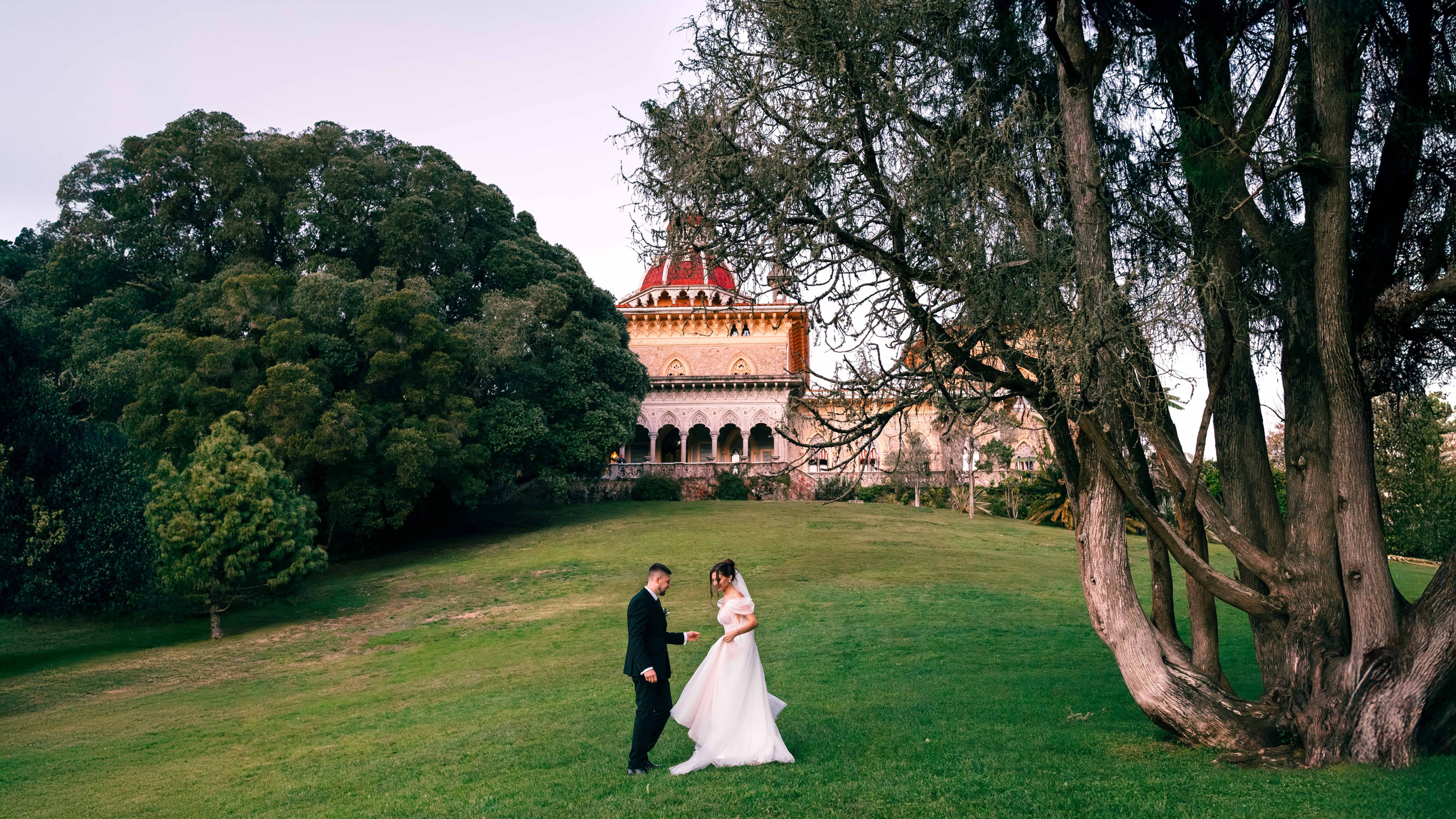 Irina & Max Elopment Sintra. Filmes e Fotografia Cinematográfica de Casamento em Portugal | Ricardo & Mary Pictures