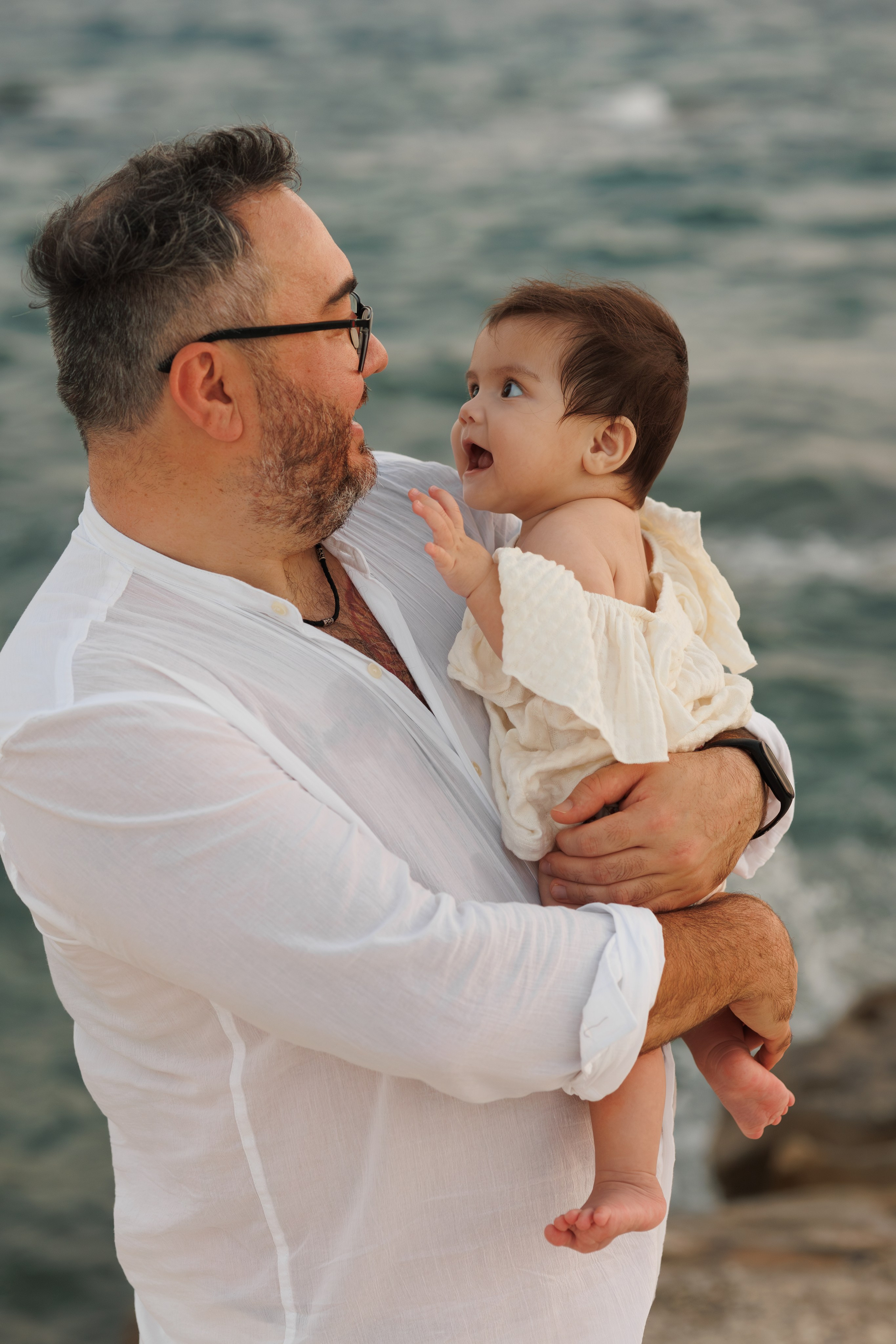 Family photoshoot. Photographer in Cyprus
