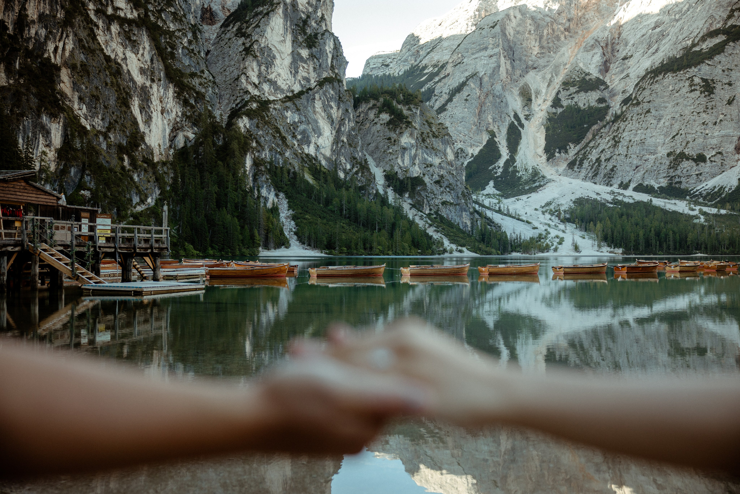 Sunrise proposal at Lago di Braies | Dreamy engagement in the Dolomites. Iceland elopement photographer & videographer