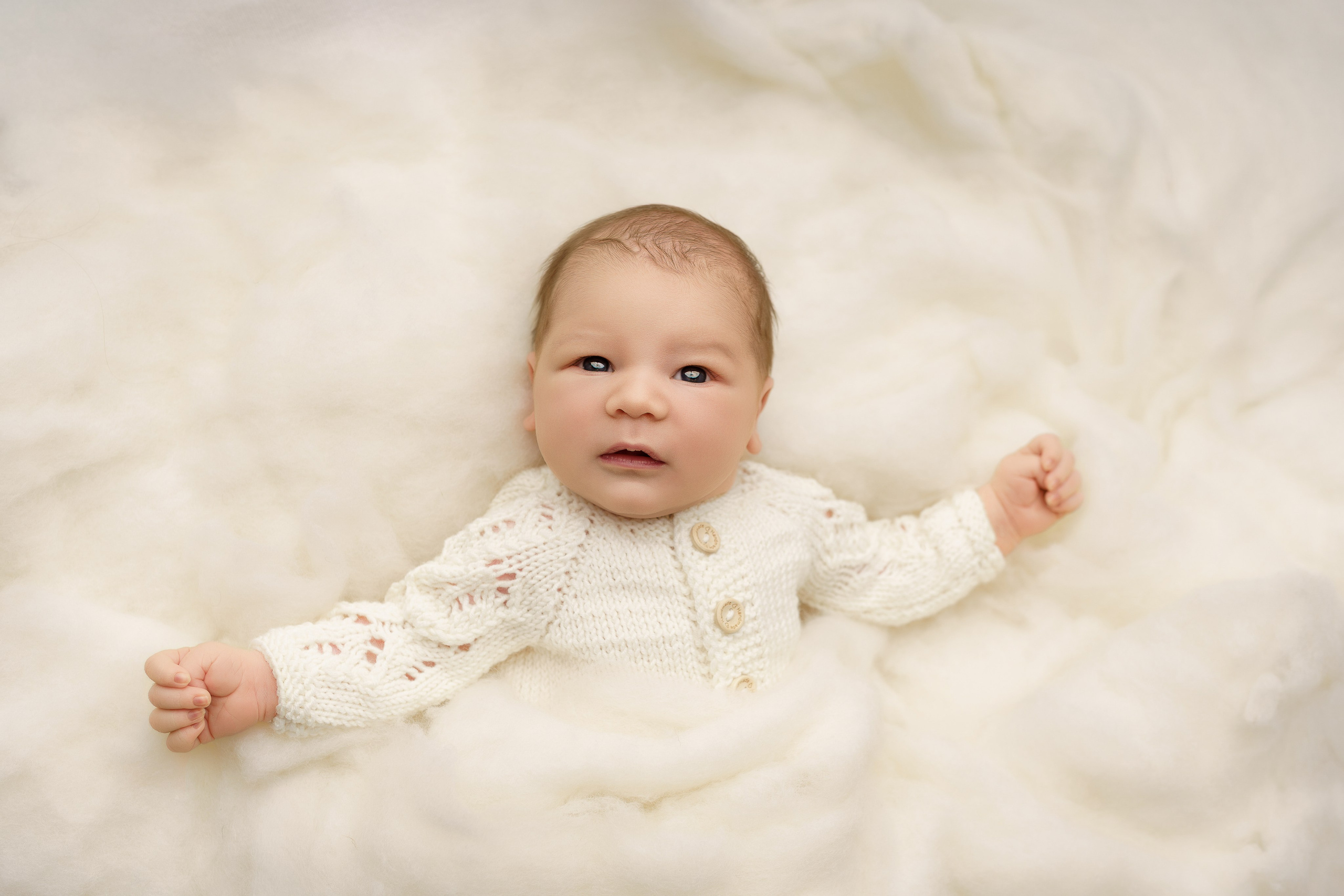 Esu Aleksandra naujagimių ir kudikių fotografė iš Vilniaus