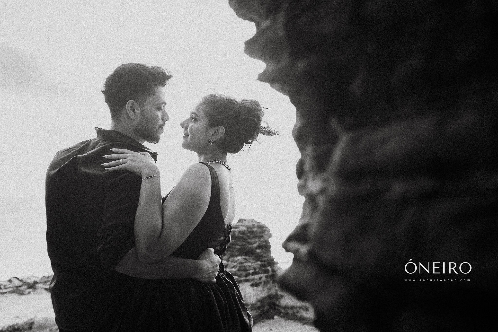 Pre wedding photography: Doric Bungalow in Arippu, Mannar, Sri Lanka