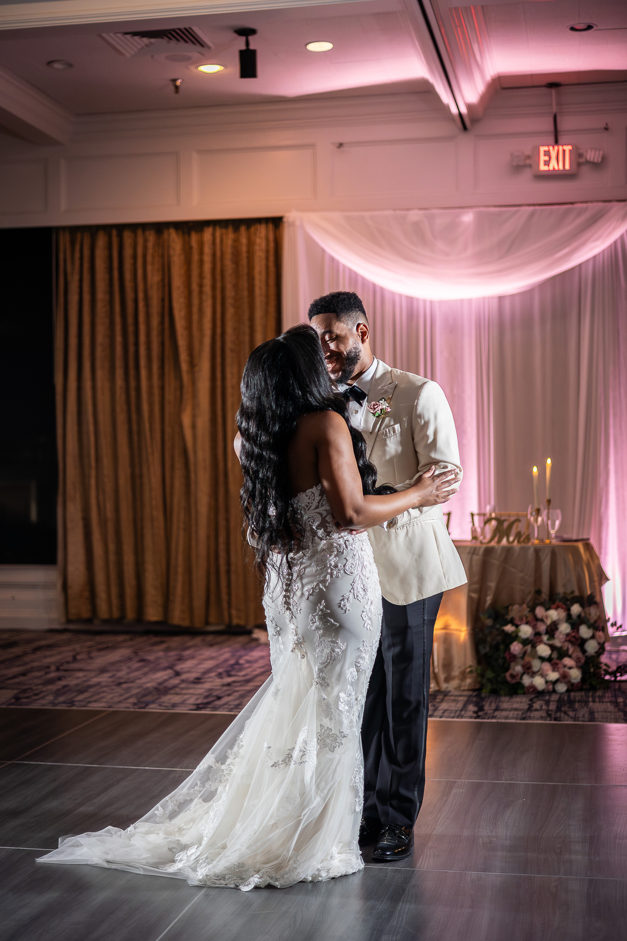 wedding venue Rusty Pelican Tampa FL dance