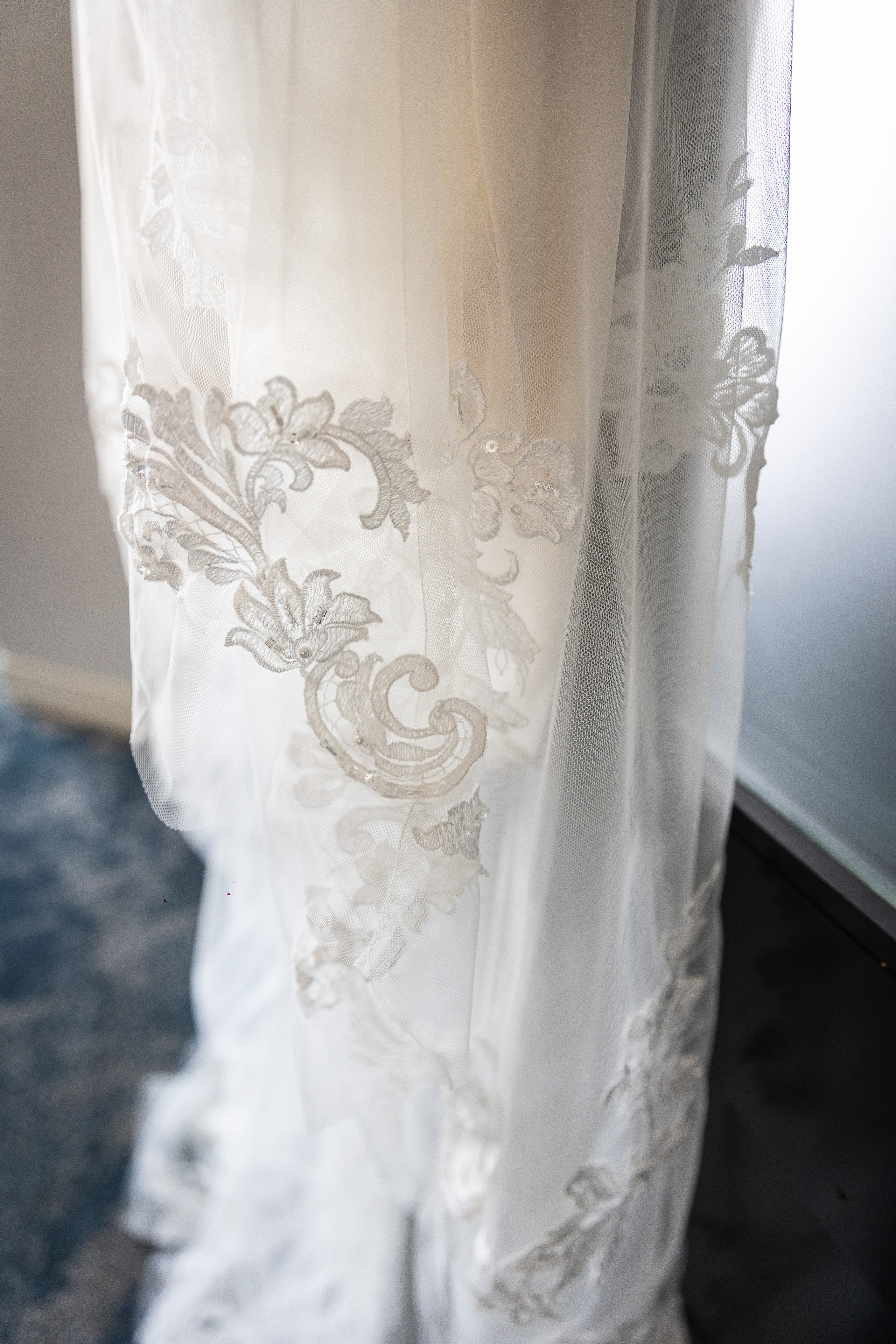 wedding dress