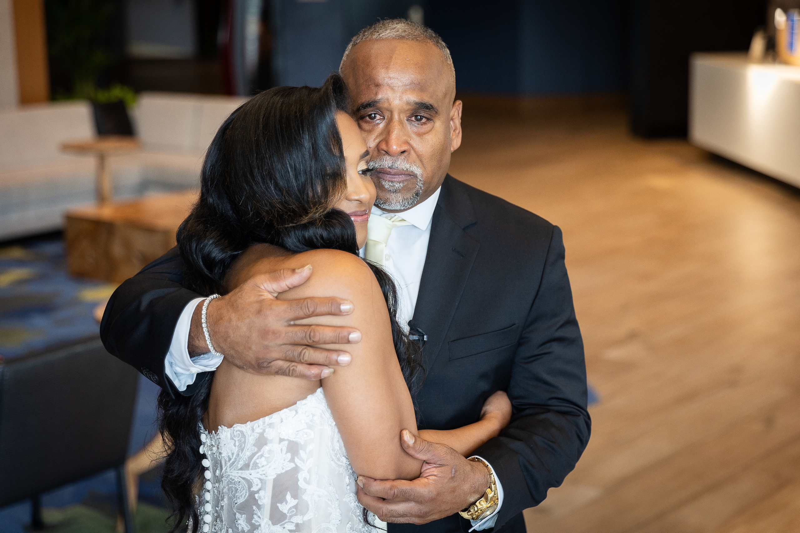 bride and father
