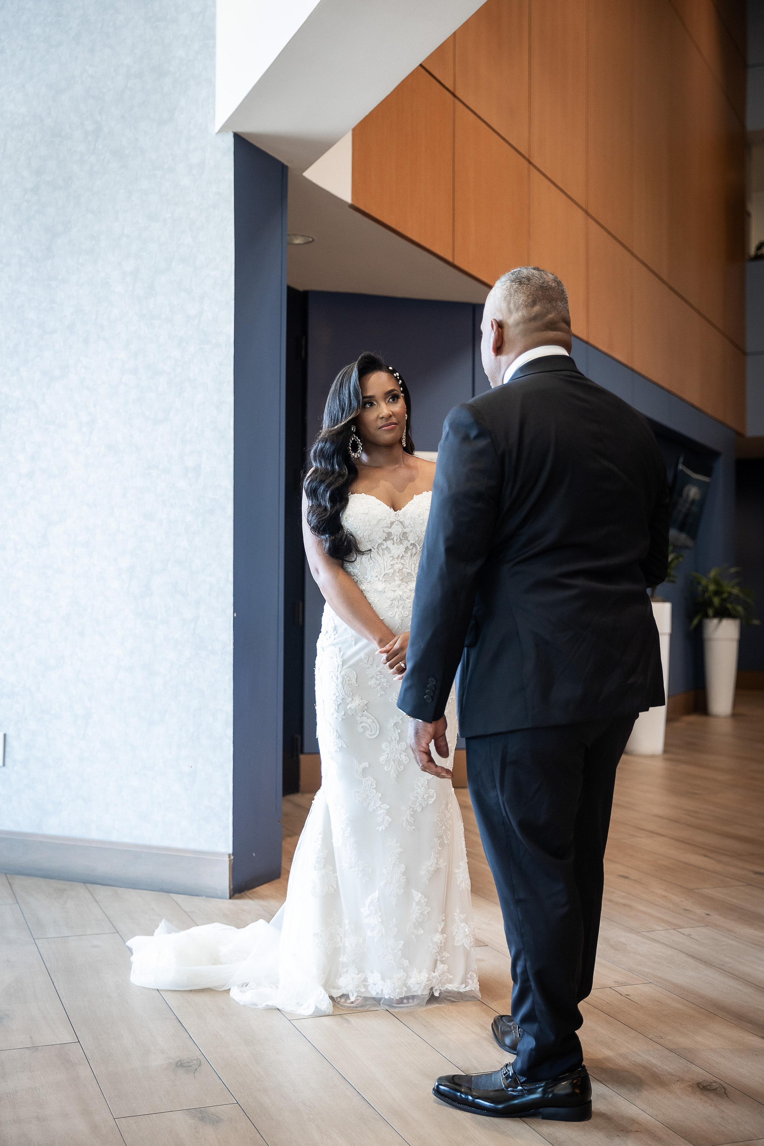 bride and father