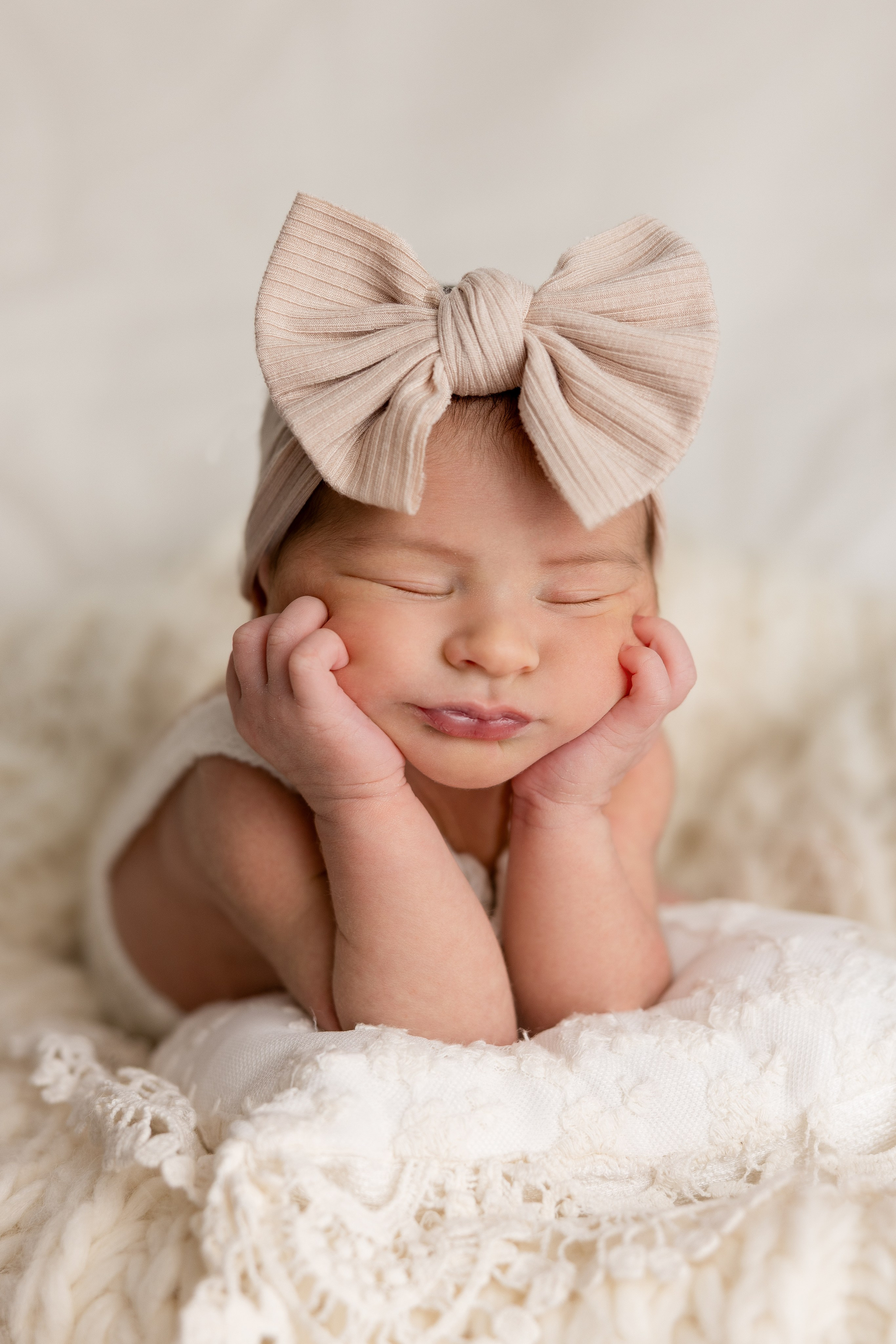 Newbornshooting in Pforzheim und Umgebung. Neugeborenenfotografie Pforzheim Katharina Jozic