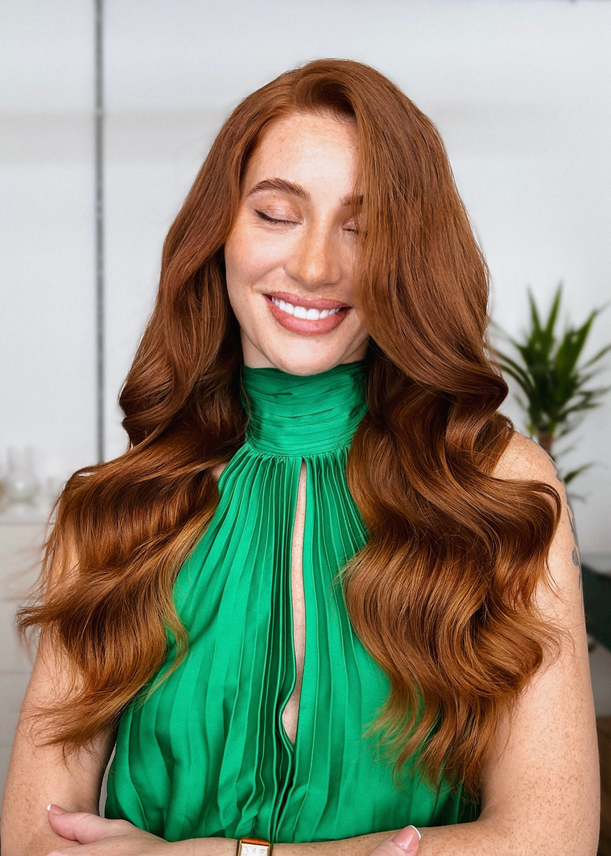 Bridal hairstyles, wedding hairstylist, elegant wedding hair. Makeup artist and Hair stylist in London