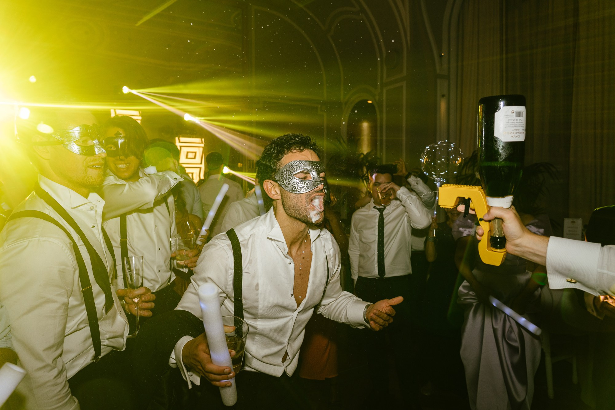 Wedding in Mandarin Oriental Ritz hotel, Madrid. Wedding photographer videographer Spain