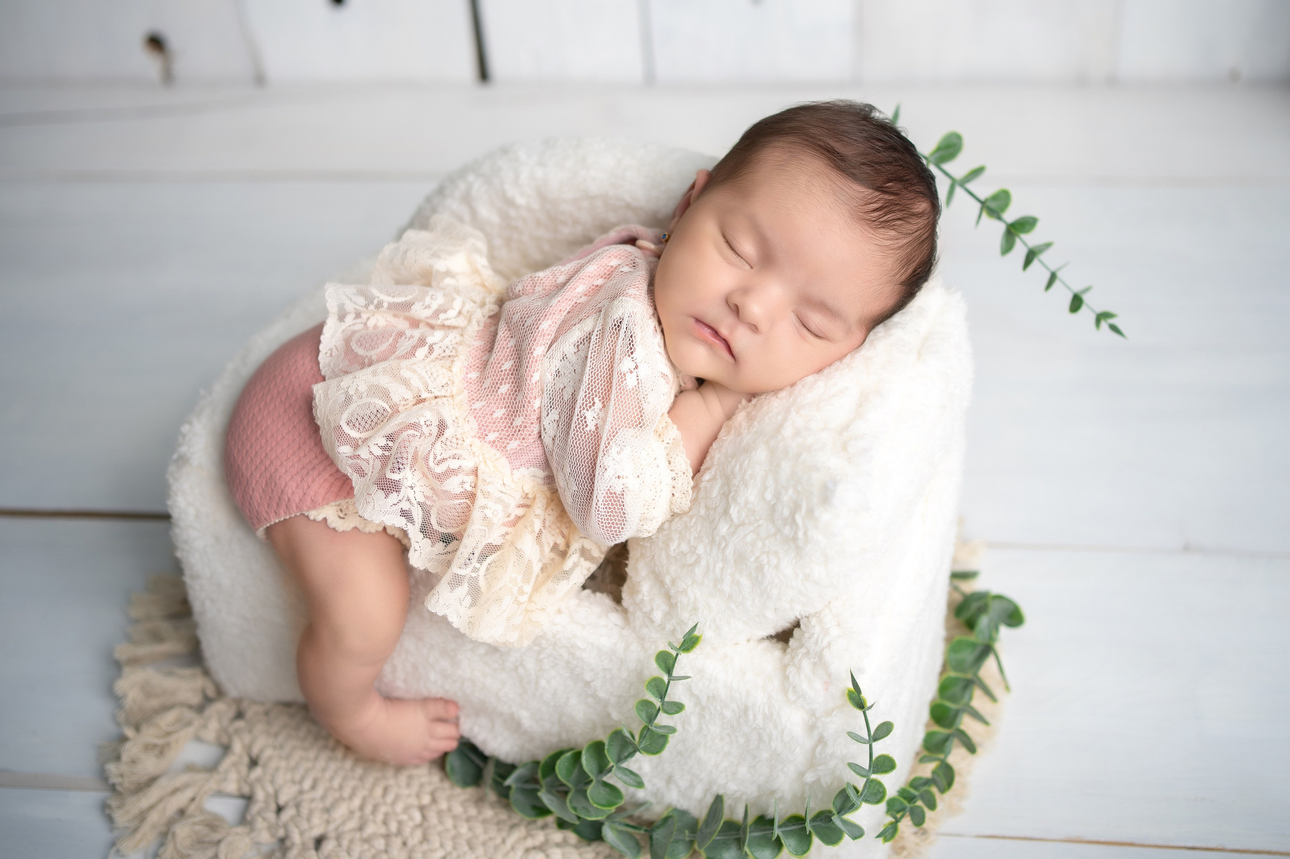 NEWBORN. BabyBumpbyCristinaH
