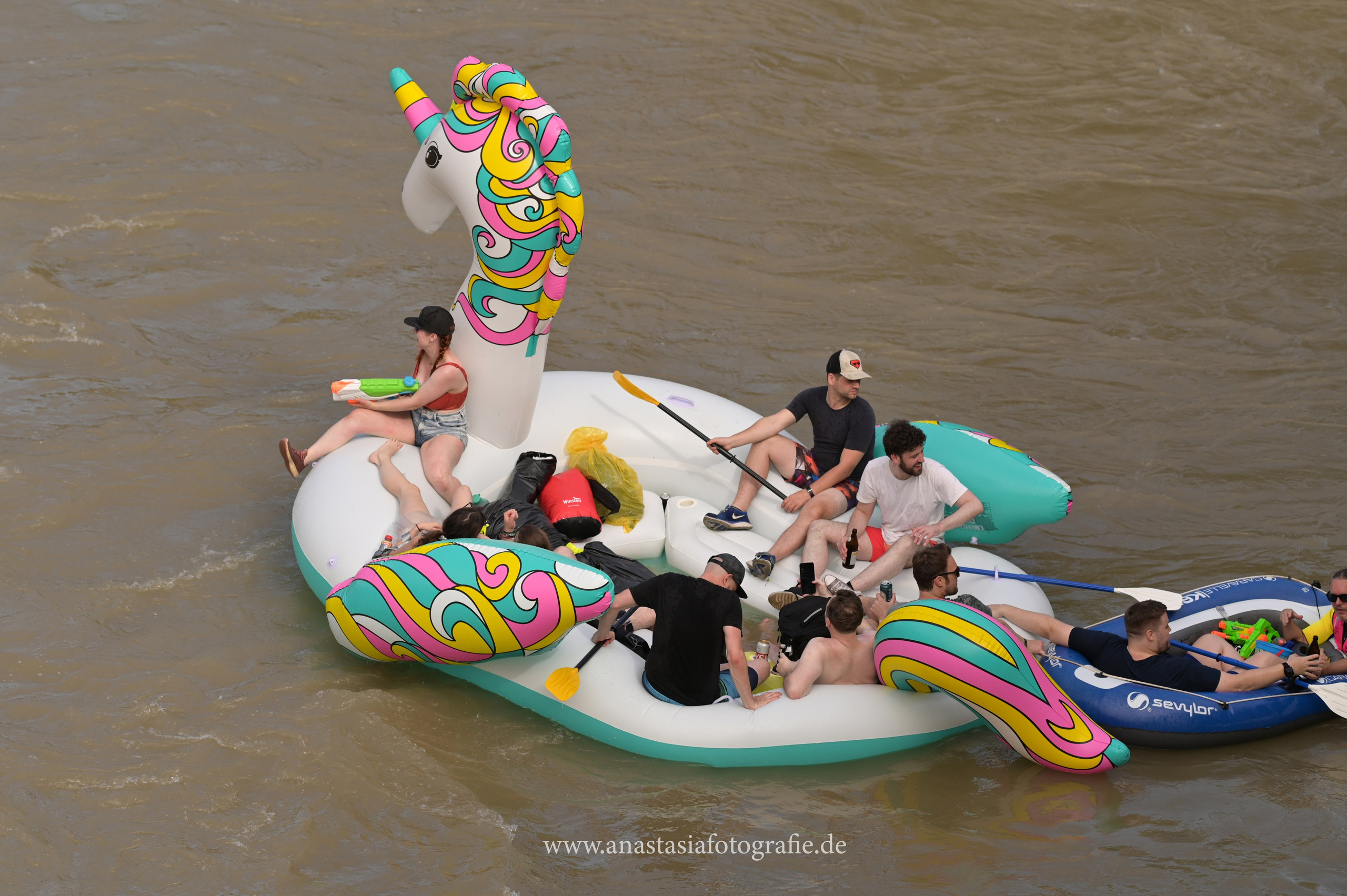 Nabada Ulm 2025. Newbornfotograf Kinderfotograf Ulm Familienfotograf Anastasia Neu-Ulm