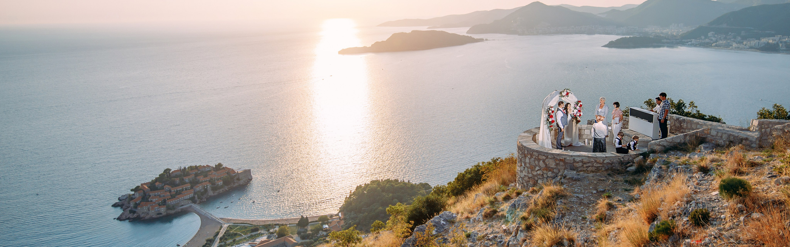 Makeup artist and hairdresser in Montenegro Nadia Lia