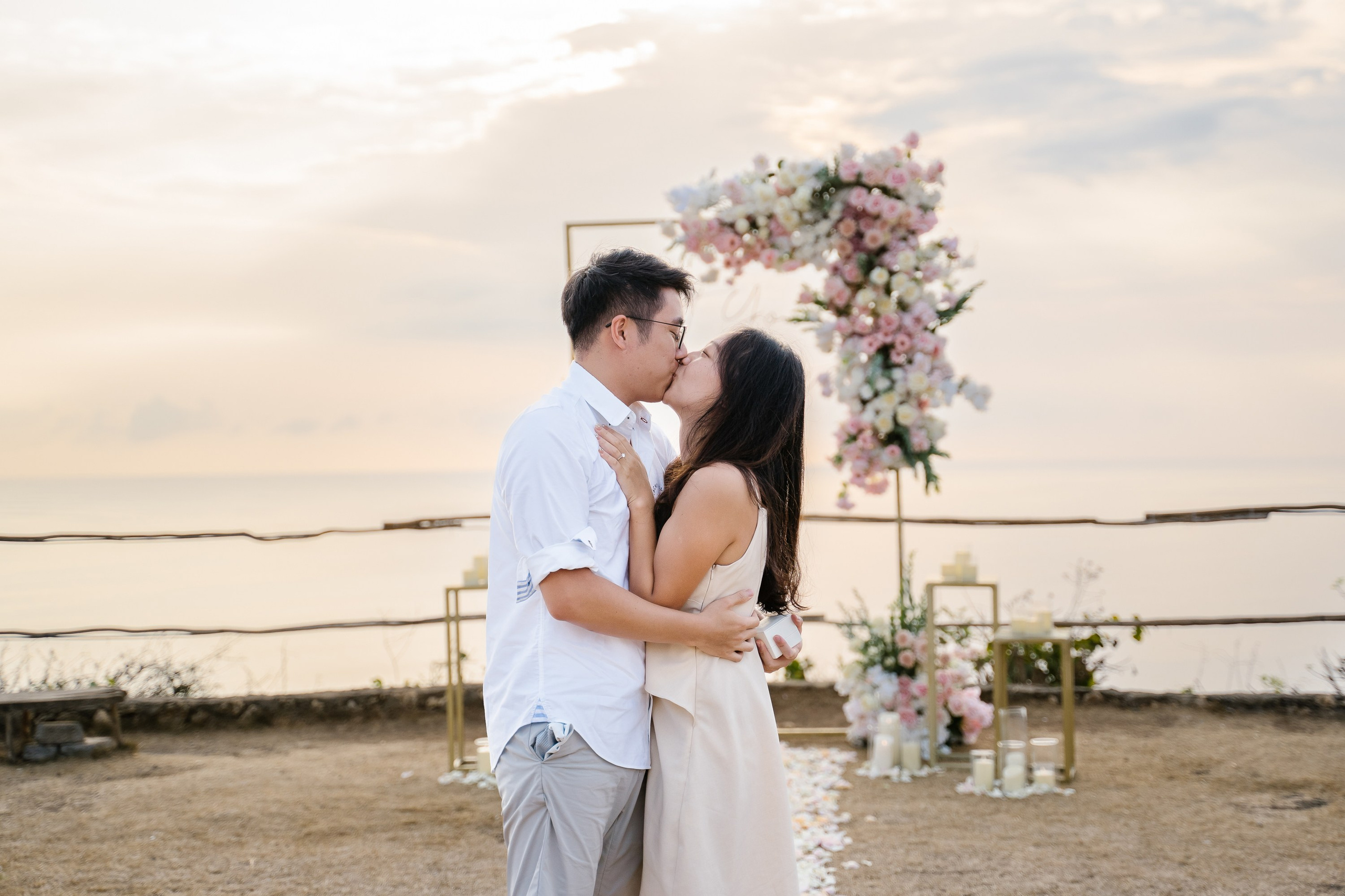 SECRET MARRIAGE PROPOSAL. Female Photographer in Bali