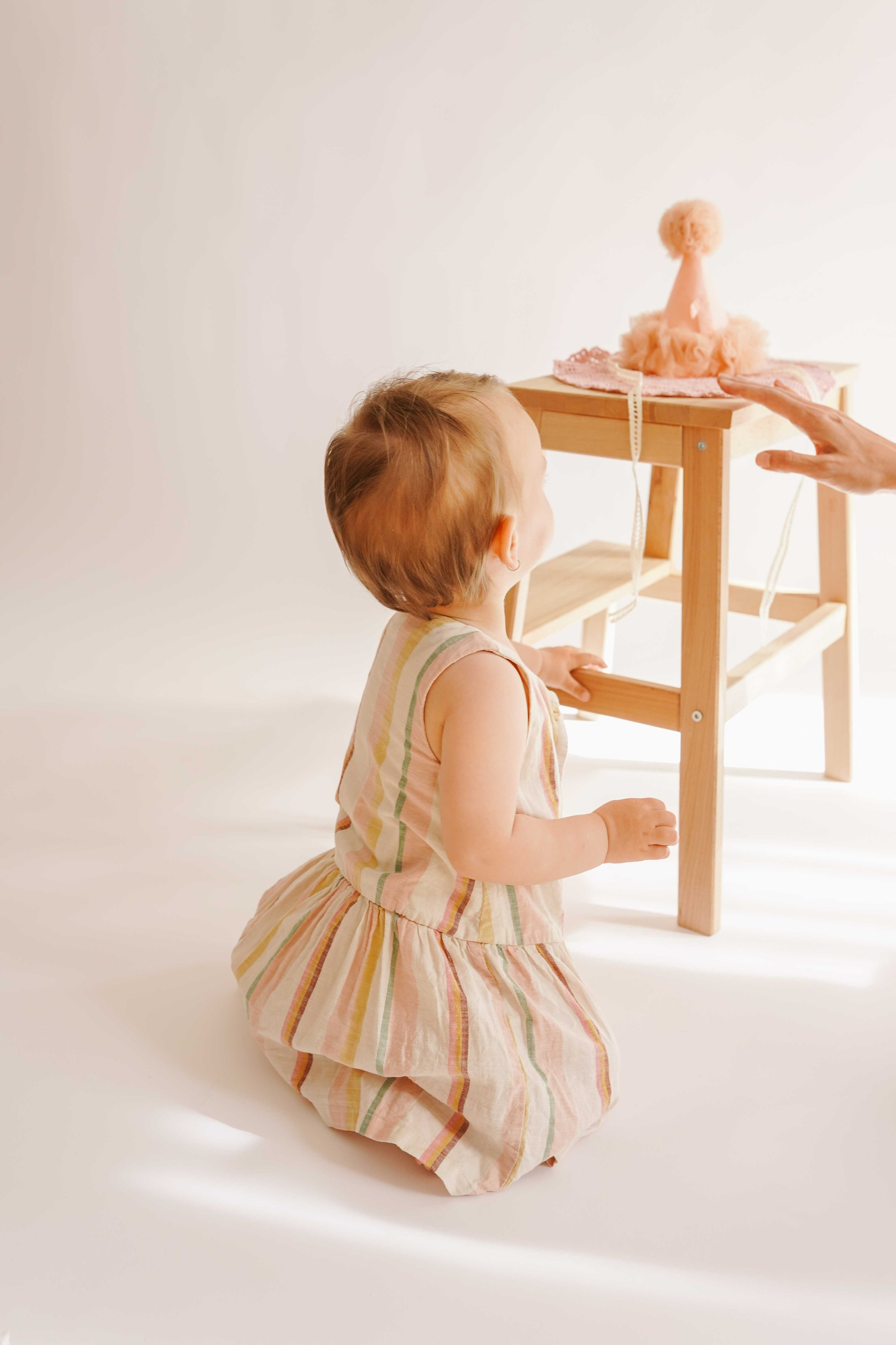 Aniversare. Madalina Beda- Artist vizual, fotograf, doula la nastere, consultant babywearing Brasov si in toata tara