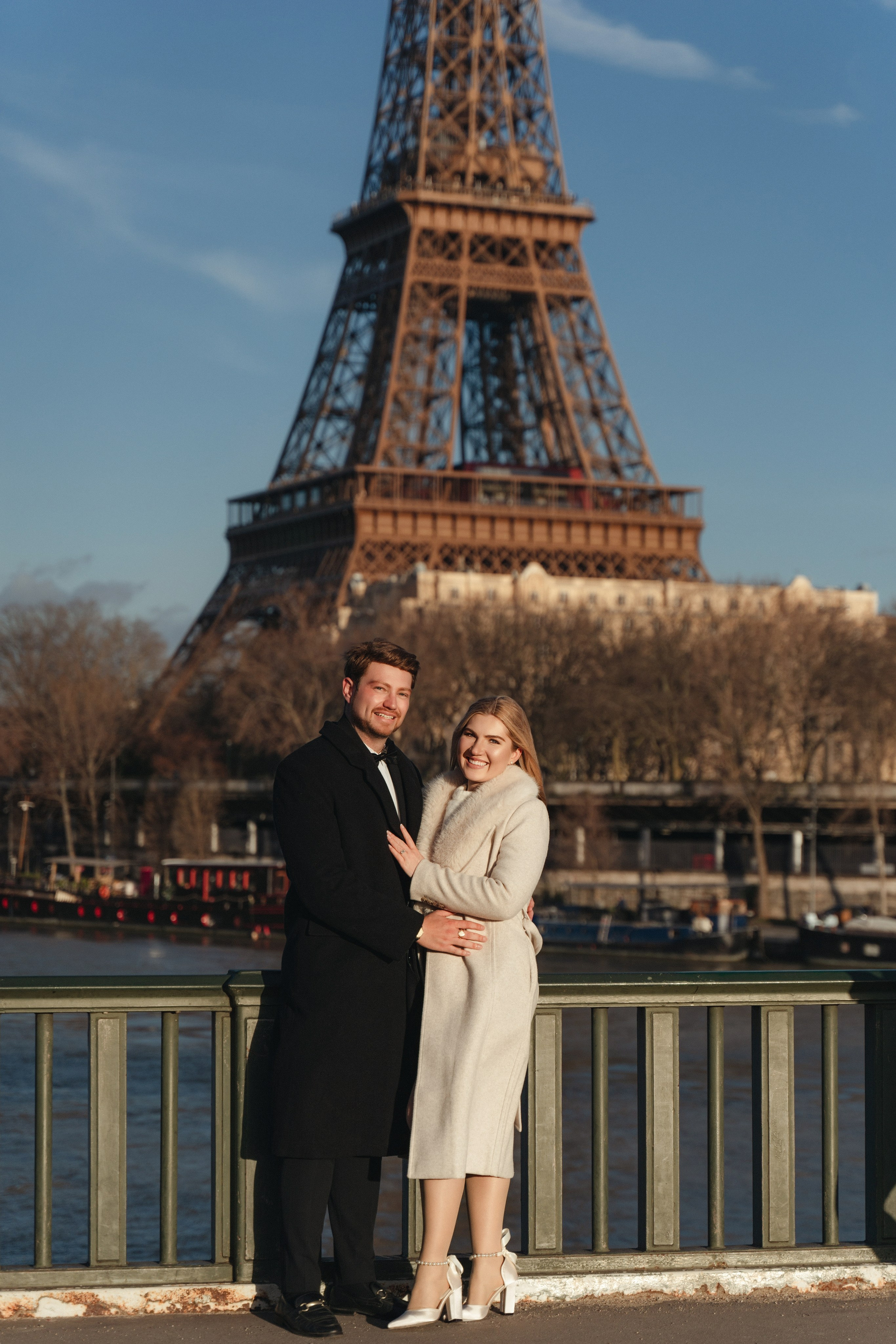 Engagement photo-shoot. Photographer in Paris Yulia Shkadina | Couples, engagement, pre-wedding, individual photo-shoots in Paris at the best locations