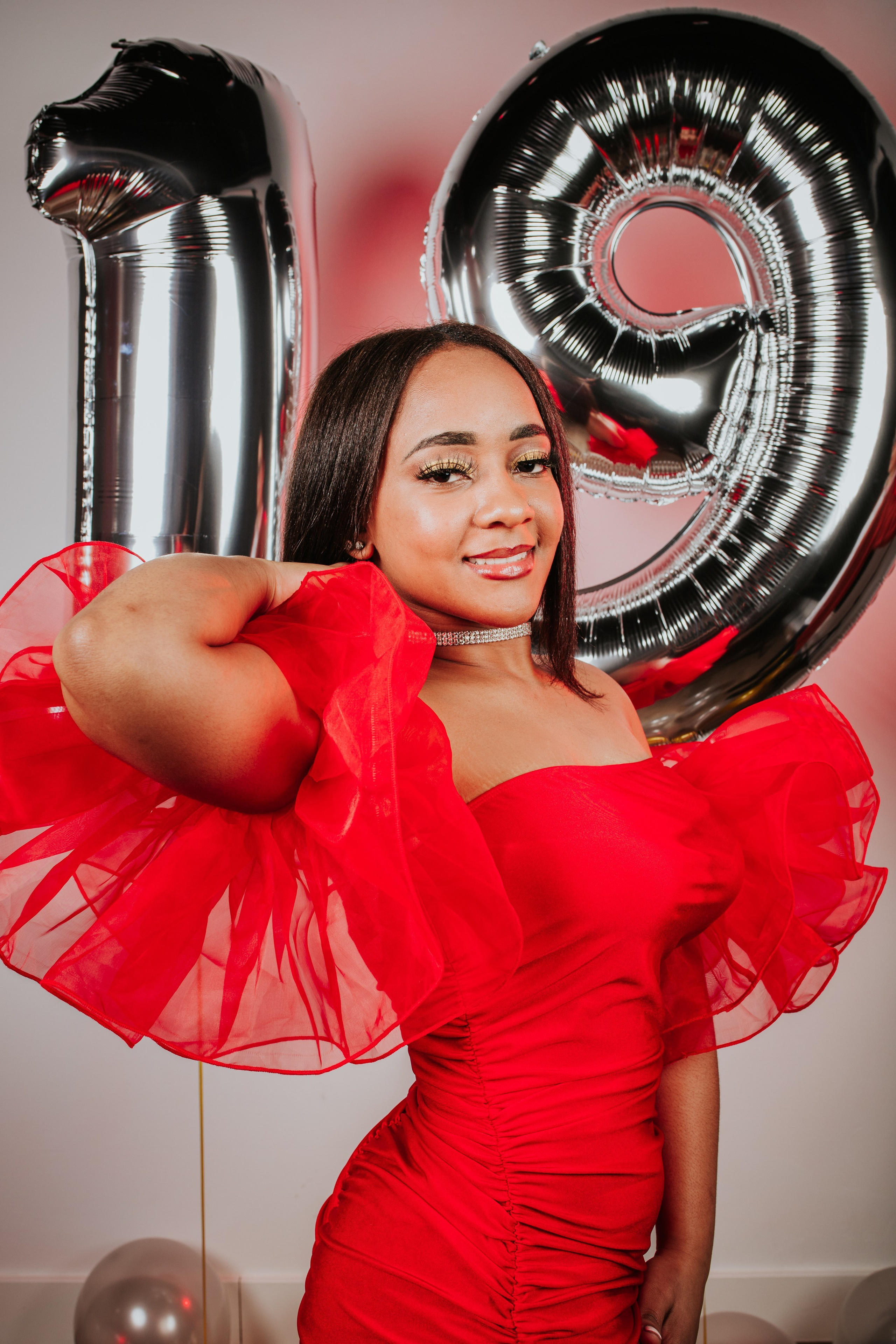 Sesión de Fotos de Cumpleaños en Madrid | Smash Cake, 15, 19, 40 Años – Rainbox Estudio. Rainbox Estudio de Fotografía