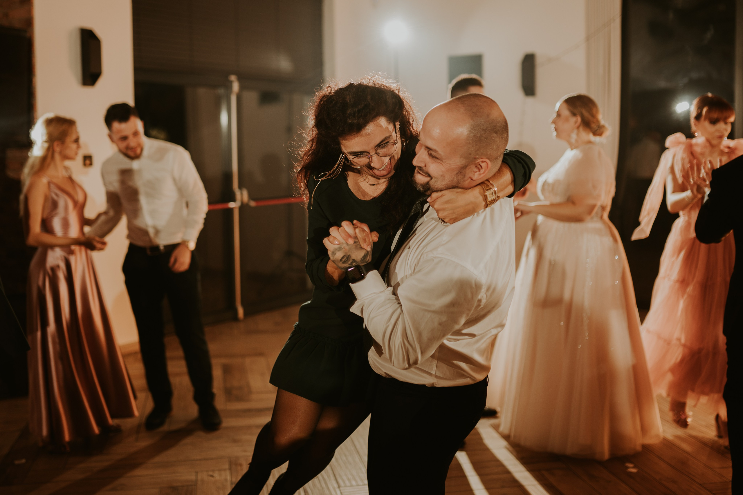 Trzy Drzewa: wspaniała uroczystość Wiktorii i Kamila. Karkowskafoto - fotografia miłości