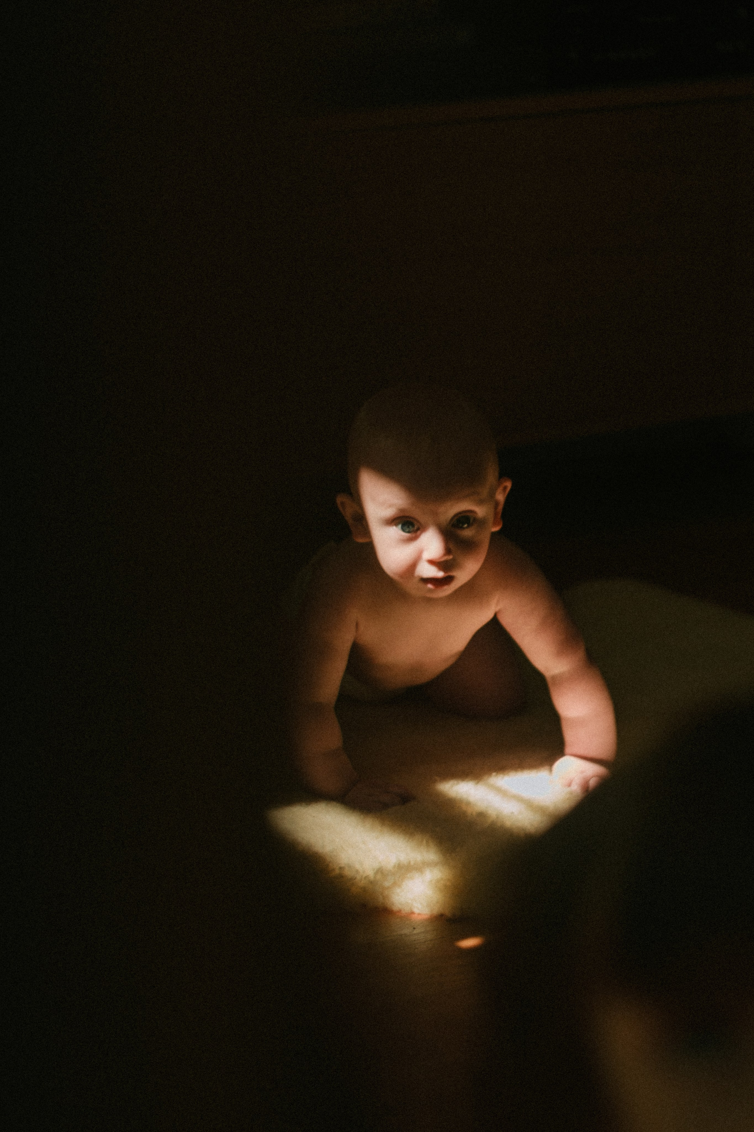 The Fleeting Beauty of Motherhood: Why Being in the Photo Matters. Family Photographer Anna Dobrovolskaia | Richmond, VA