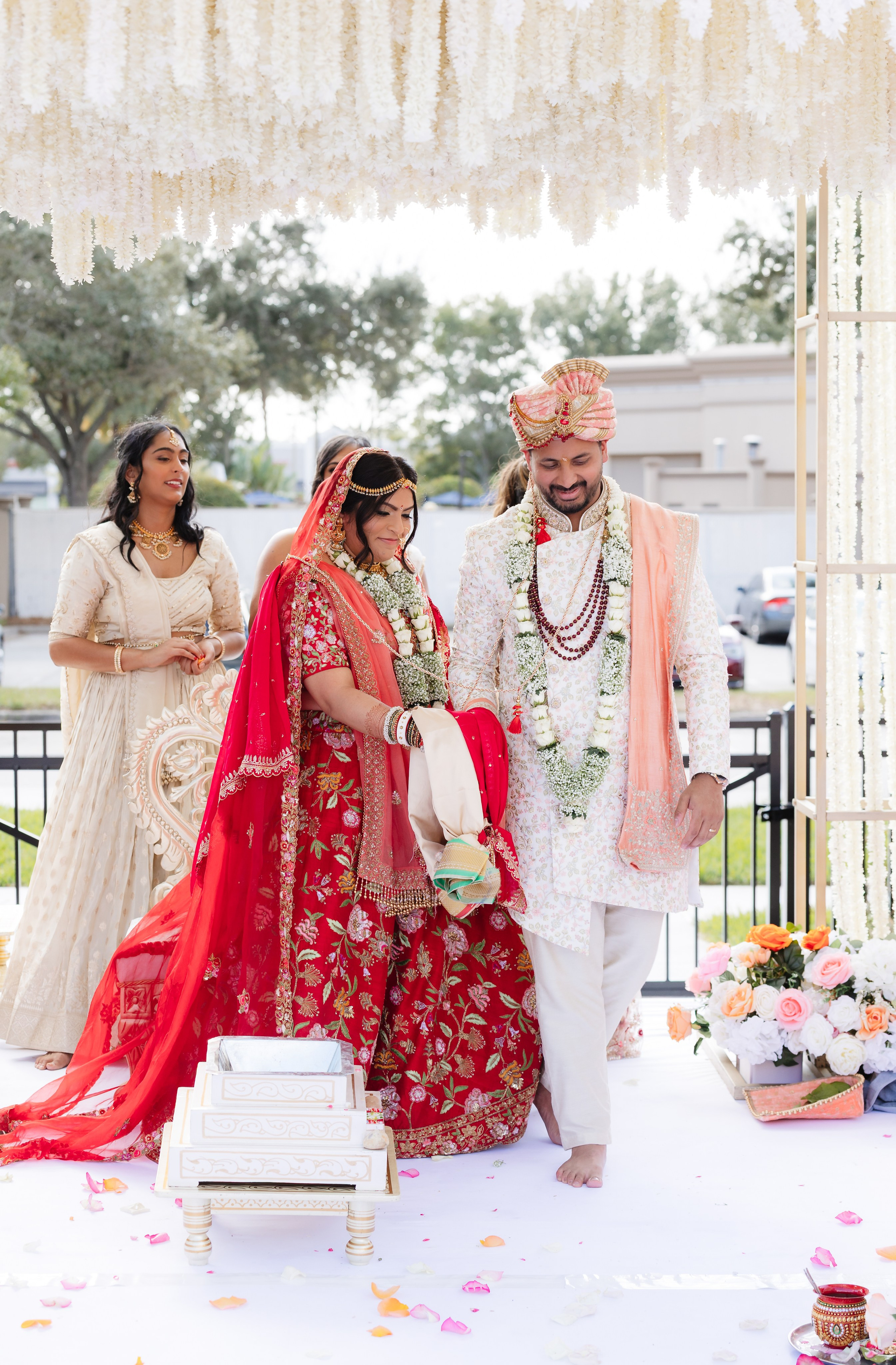 A Sacred Hindu Celebration of Love, Ritual, and Tradition. YES I DO PRODUCTION — Wedding photography&videography