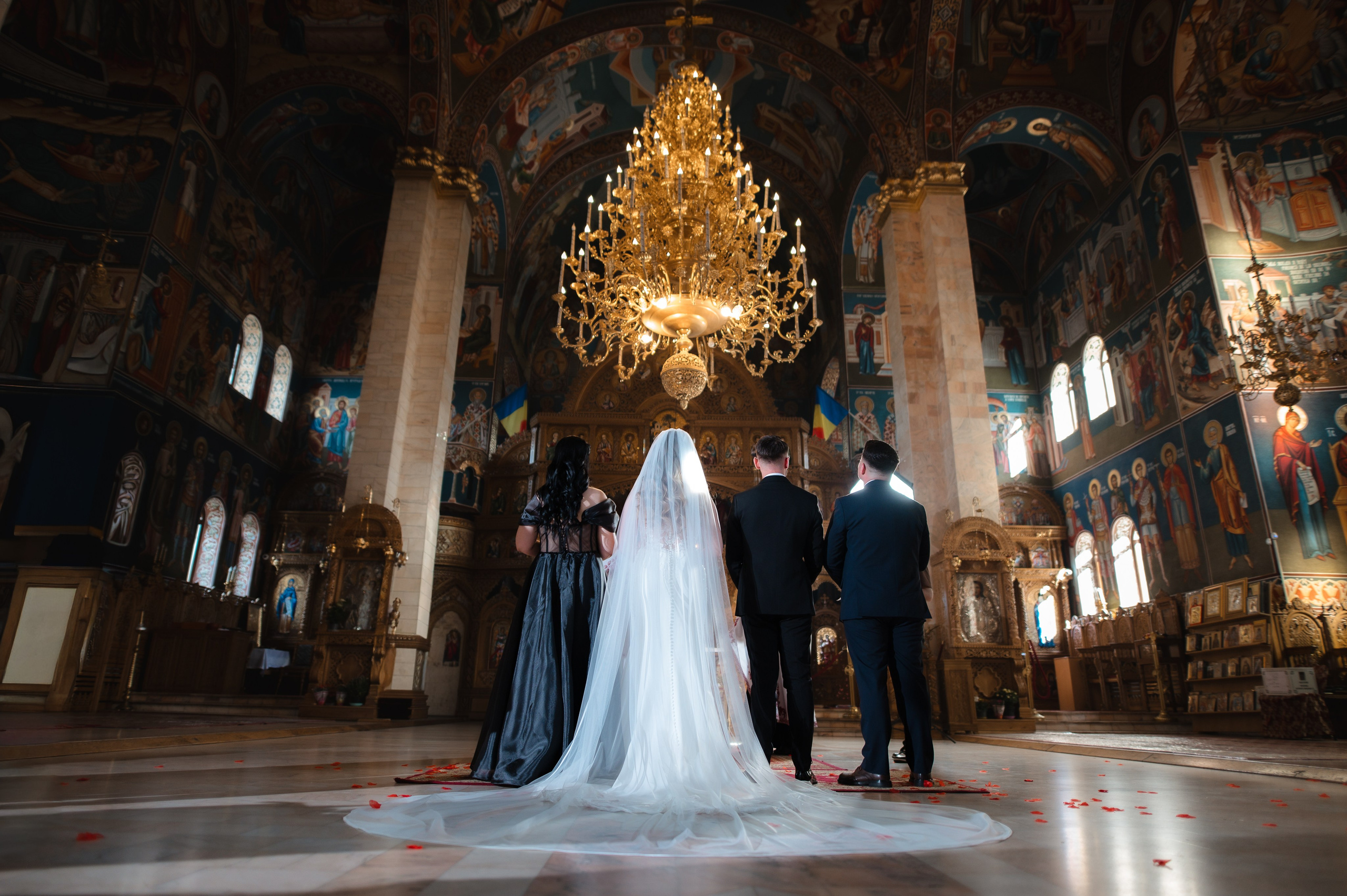 Cum alegi fotograful și videograful potrivit pentru nunta ta (fără să regreți după). FotoVizion Iași