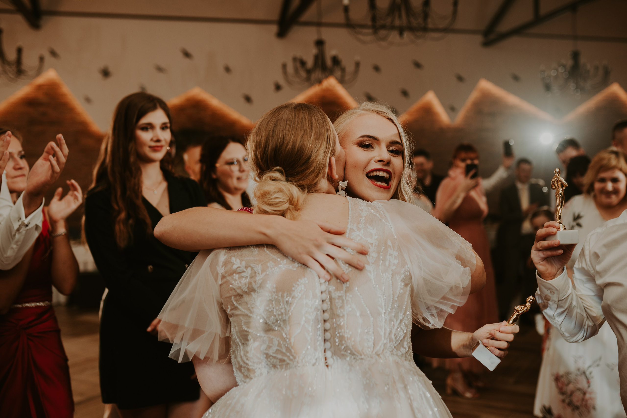 Trzy Drzewa: wspaniała uroczystość Wiktorii i Kamila. Karkowskafoto - fotografia miłości