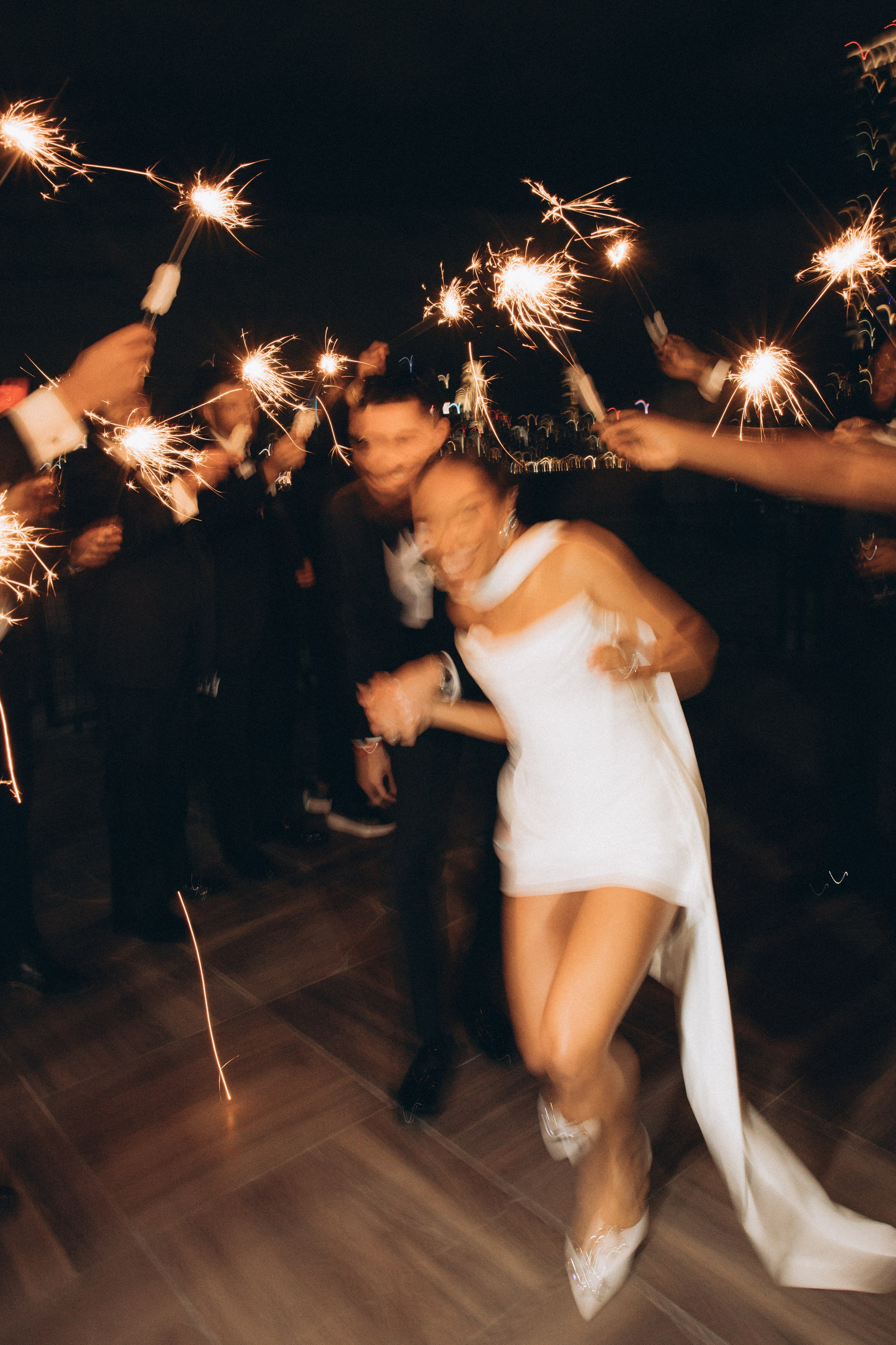 Wedding Photography in NYC – Natural & Cinematic. Sasha Amelie | Lifestyle and Wedding Photography | NYC and Beyond