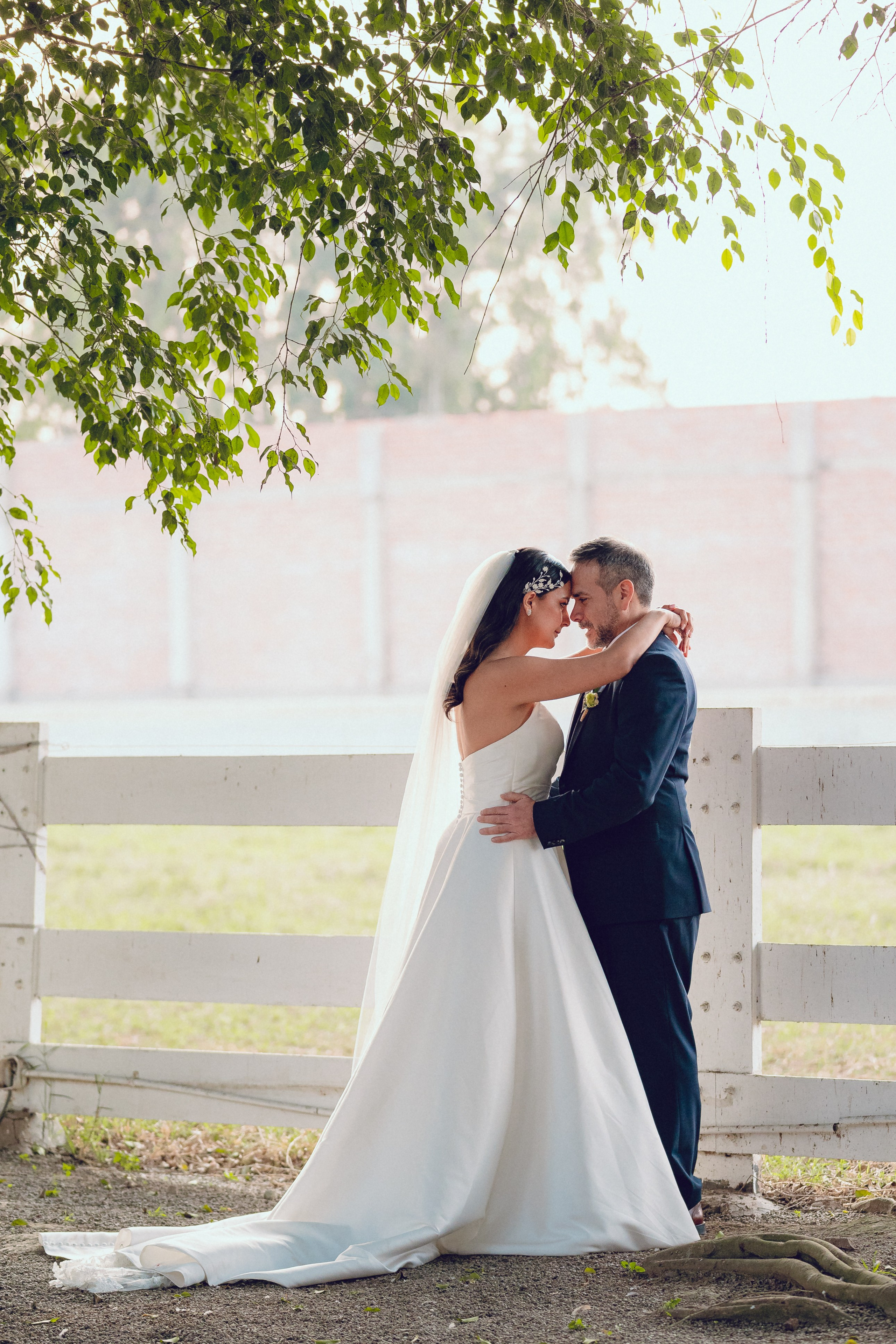 Fotógrafo de Bodas en Lima | Ronhy Altamirano. Fotografía narrativa y cinematográfica para bodas, quinceañeras y eventos exclusivos
