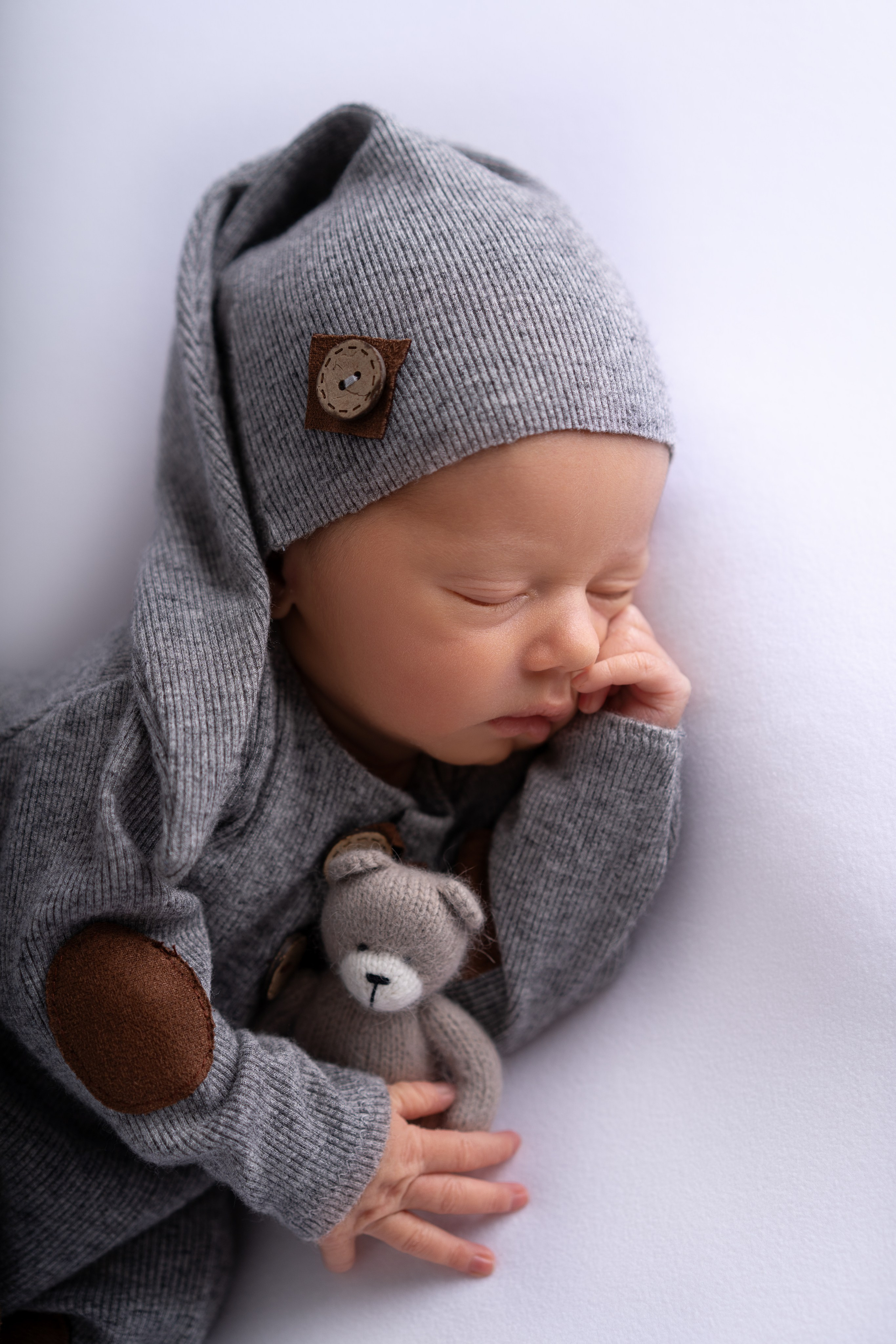 Neugeborenenfotos in Berlin – Studio oder bei Ihnen zu Hause