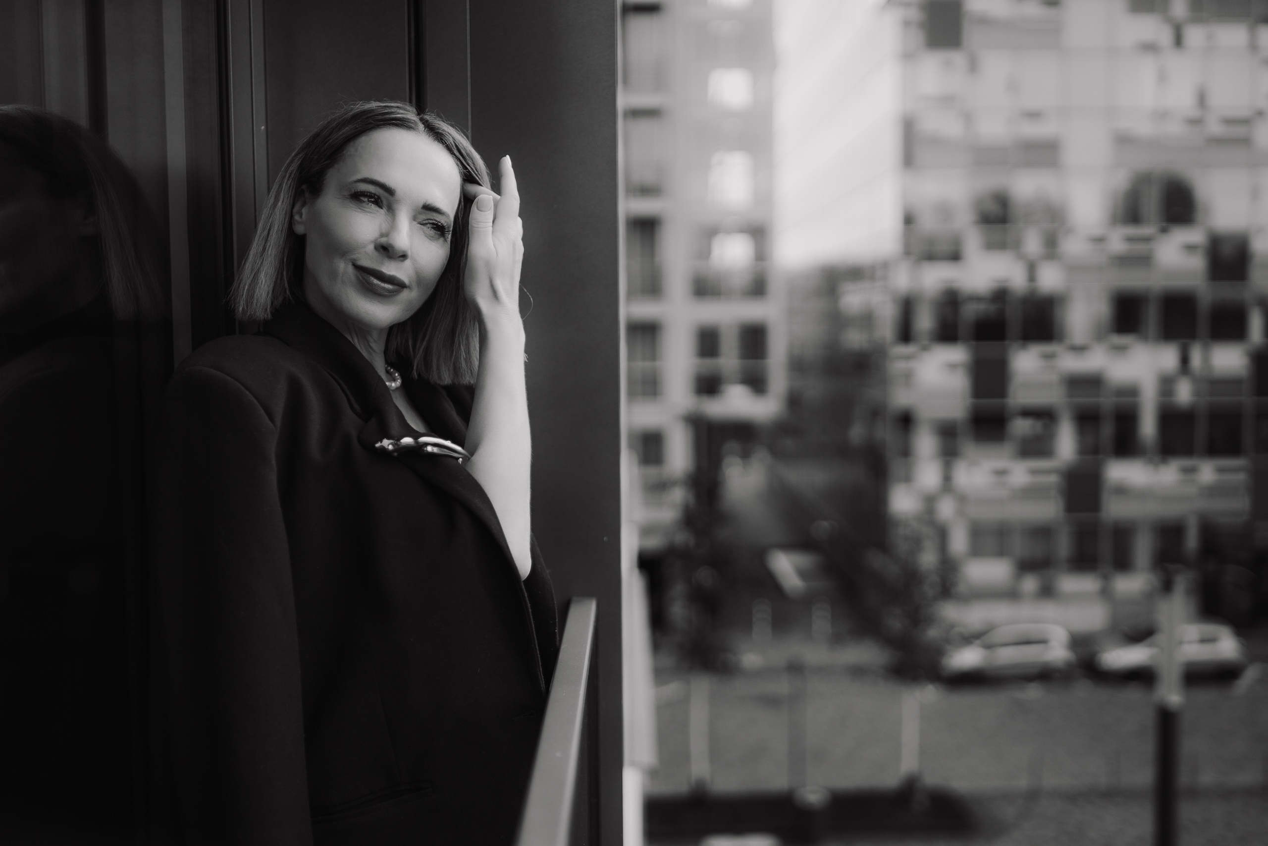 KIRA. Portrait photographer in Germany and all over Europe Mischa Blank