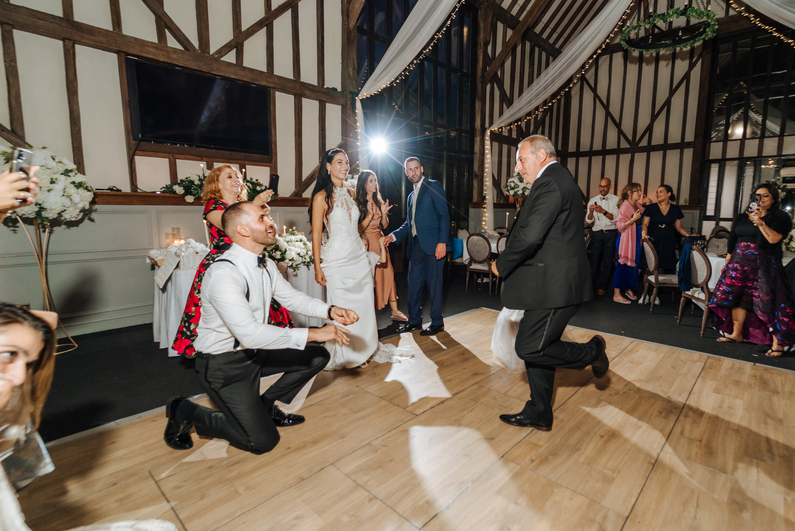 Wedding at Essendon Country Club. Photographer in England Ekaterina Romanova