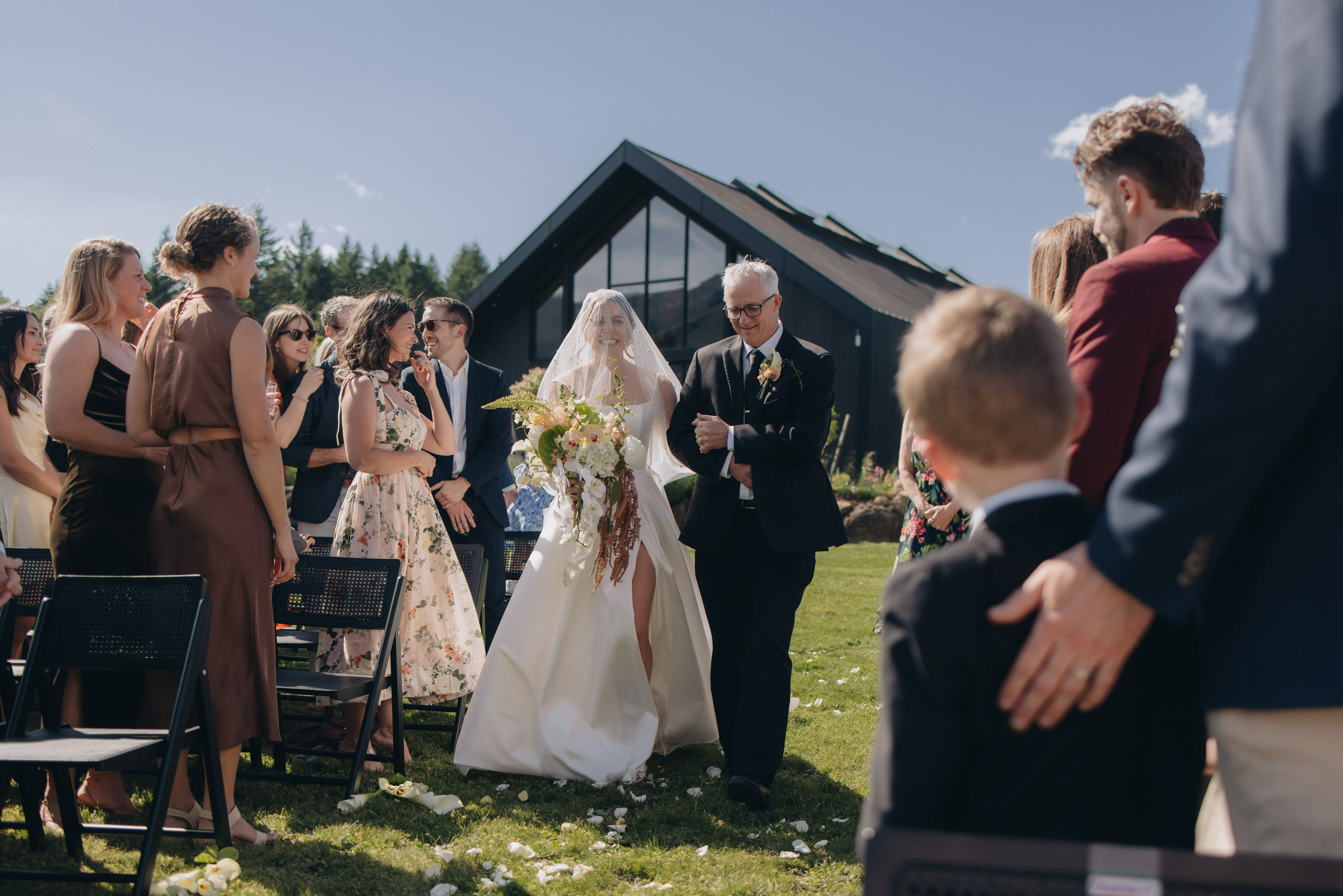 Wedding ceremony at Wind Mountain Ranch in the Columbia River Gorge