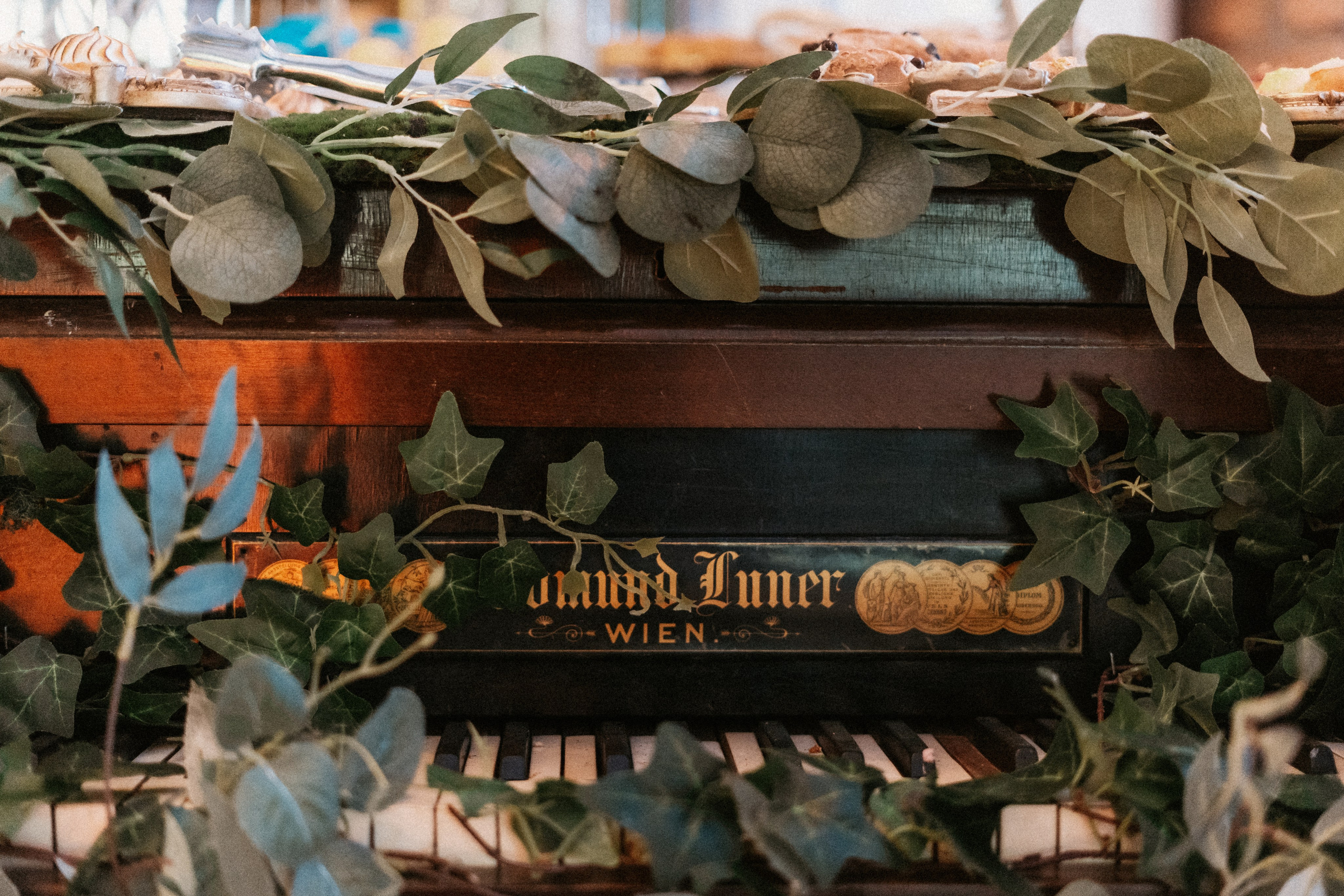 Christiana & Gyuszi. Dara Lens | The art of remembering