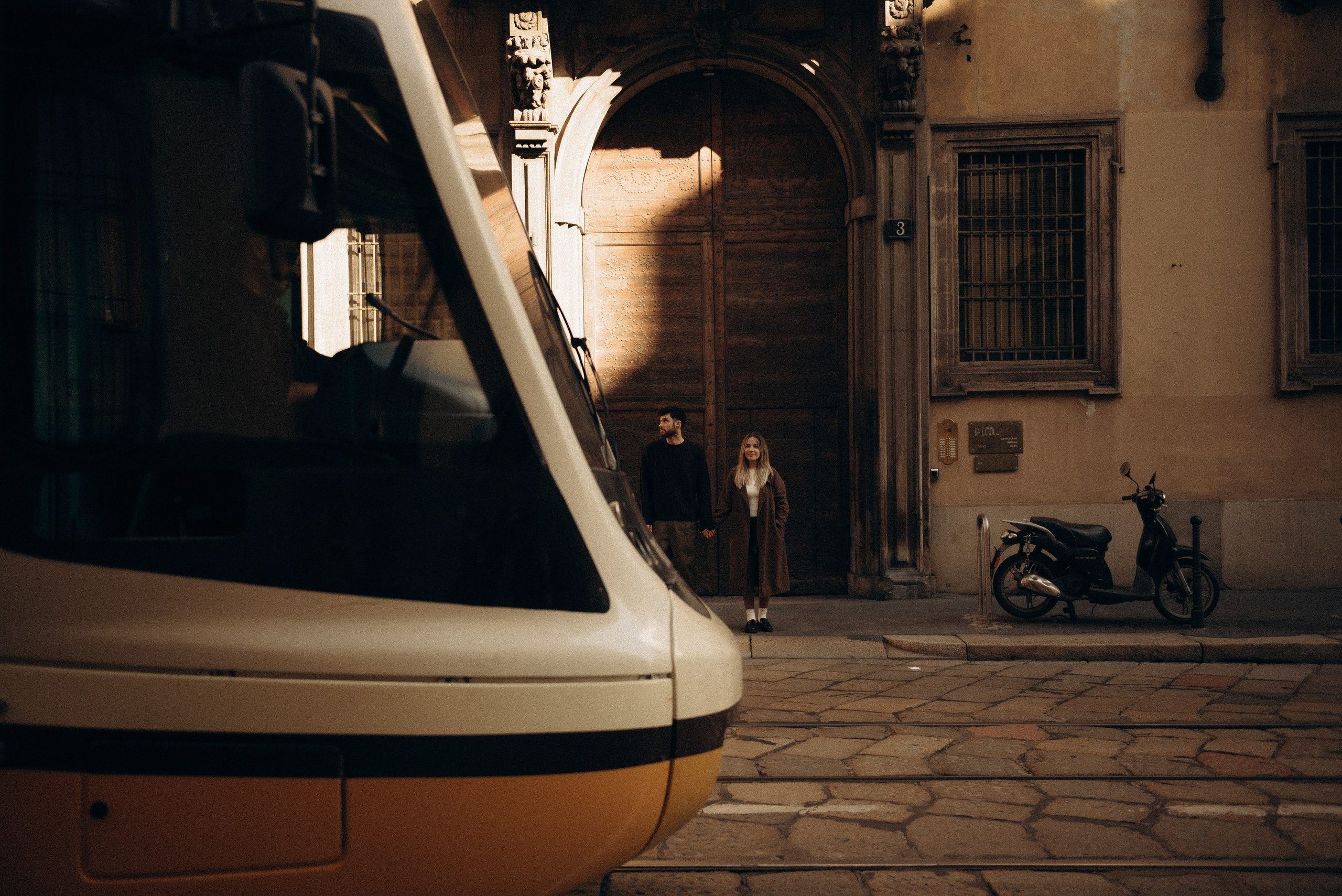 Cinematic lovestory photo session by Anastasiia Buchinskaia. Romantic photo walk in Milan