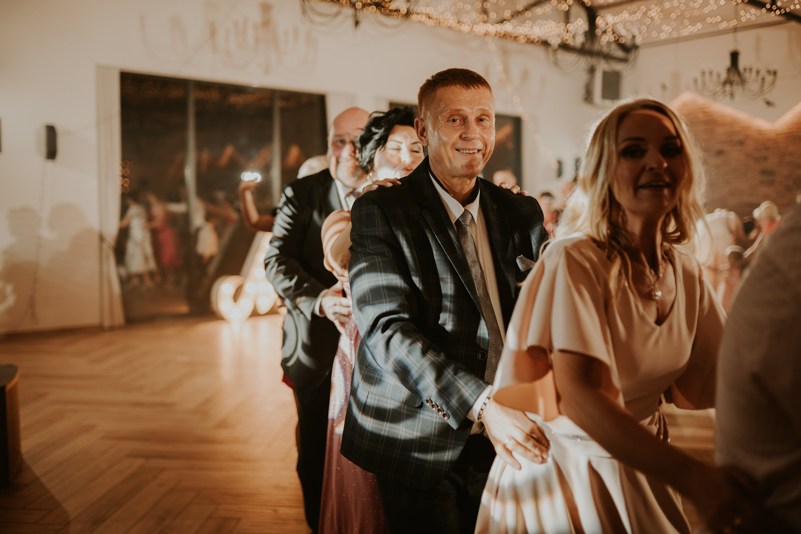 Trzy Drzewa: wspaniała uroczystość Wiktorii i Kamila. Karkowskafoto - fotografia miłości