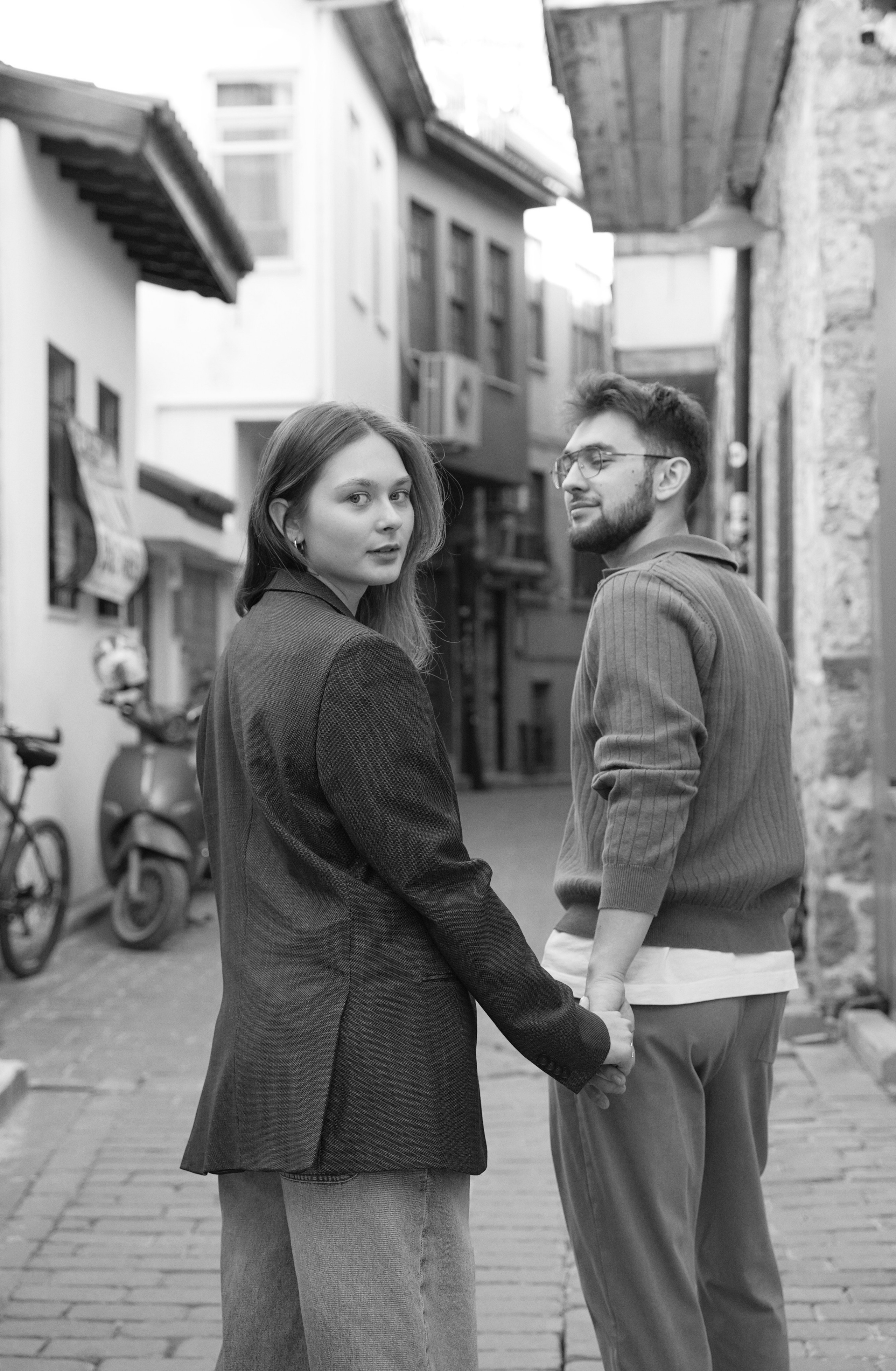 Irina photographer based in Antalya. Available for photoshoots in Kemer, Belek, Side, Bodrum, Kaş, and Fethiye