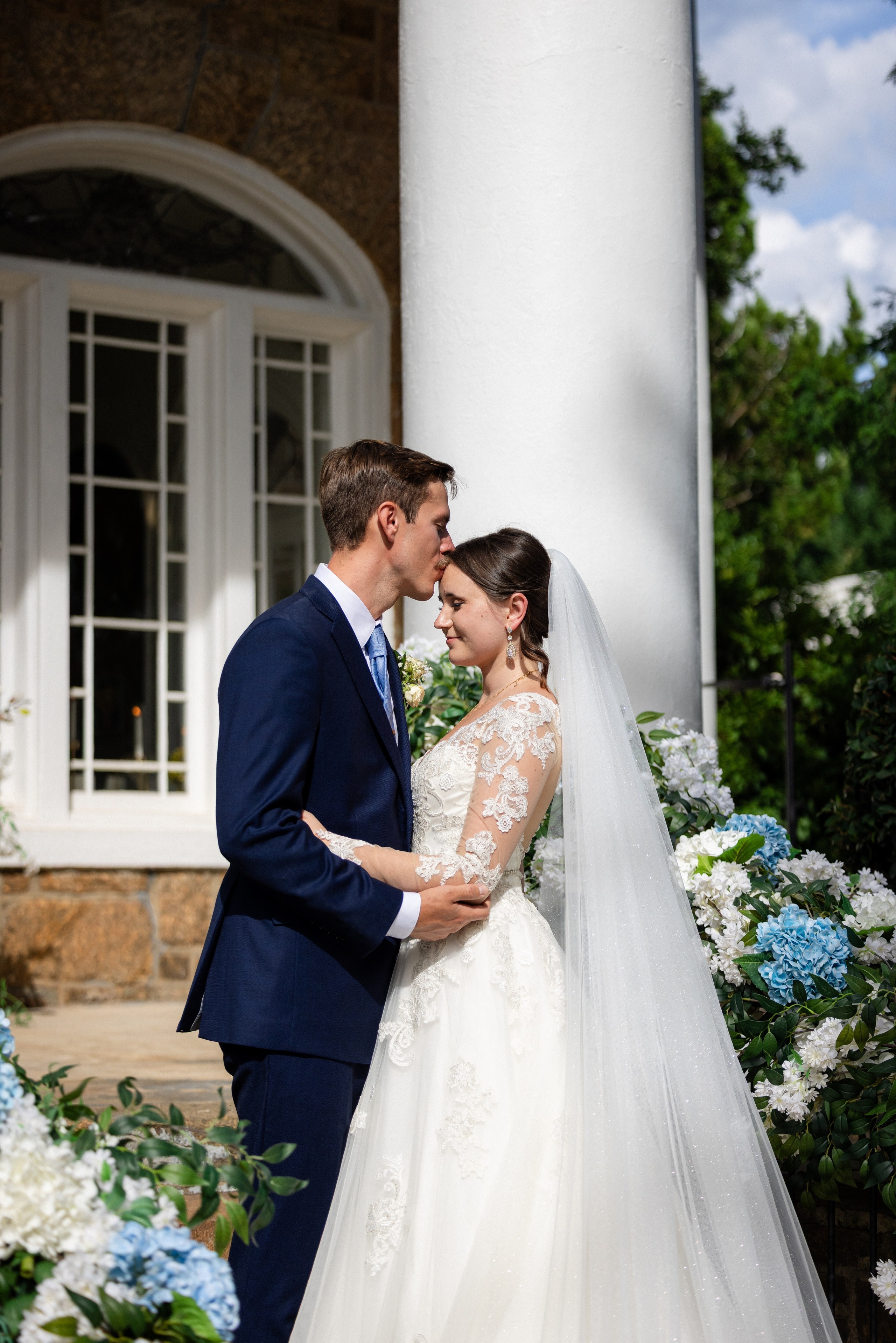 Lester & Annalise’s Romantic Summer Wedding at Gassaway Mansion in Greenville, SC. Wedding and portrait photography in Greenville SC