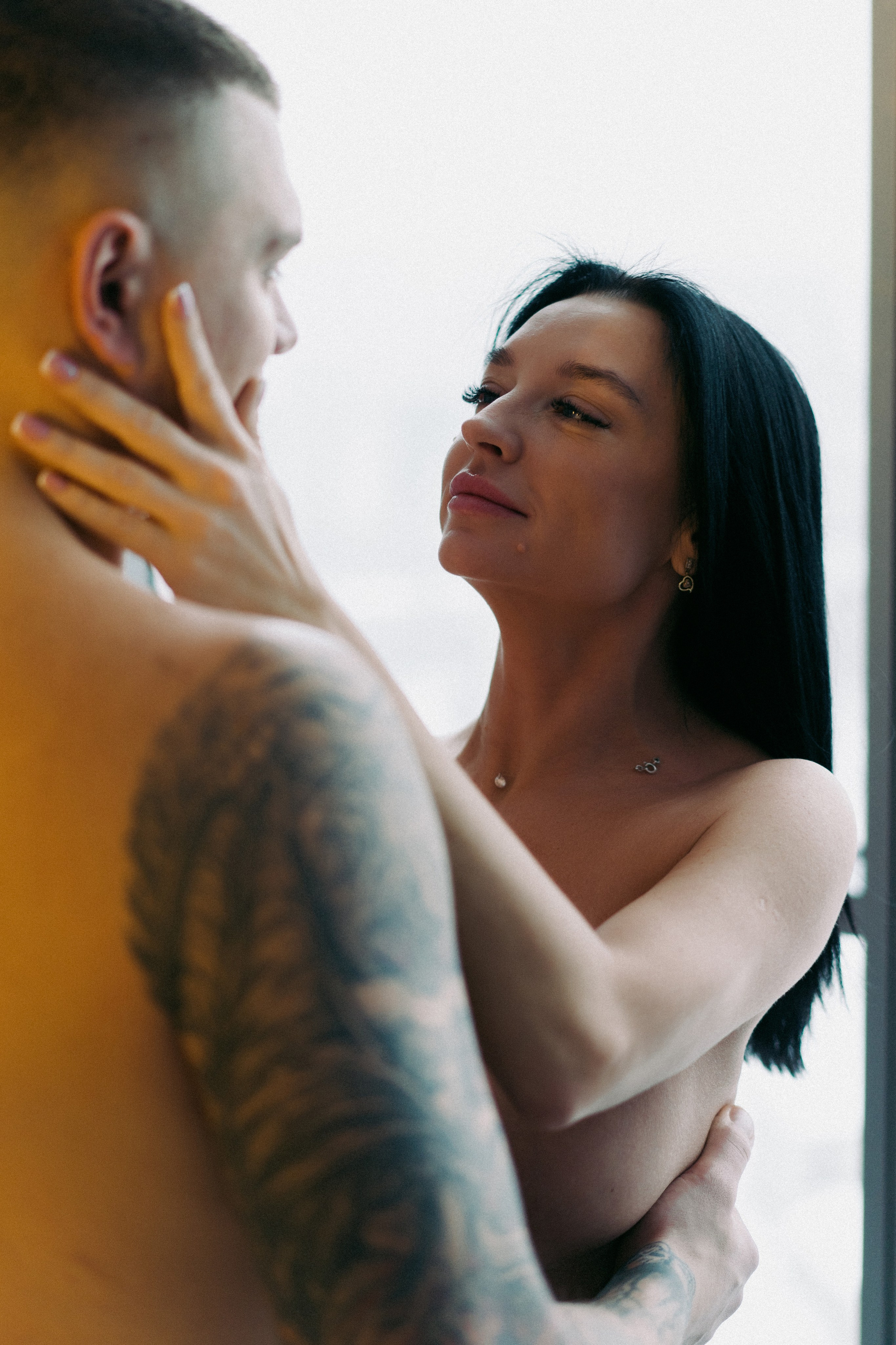Luxury Couple Boudoir Photography NYC | Intimate Hotel Photo Sessions. Videographer and photographer in New York // MAKAROV.VIDEO