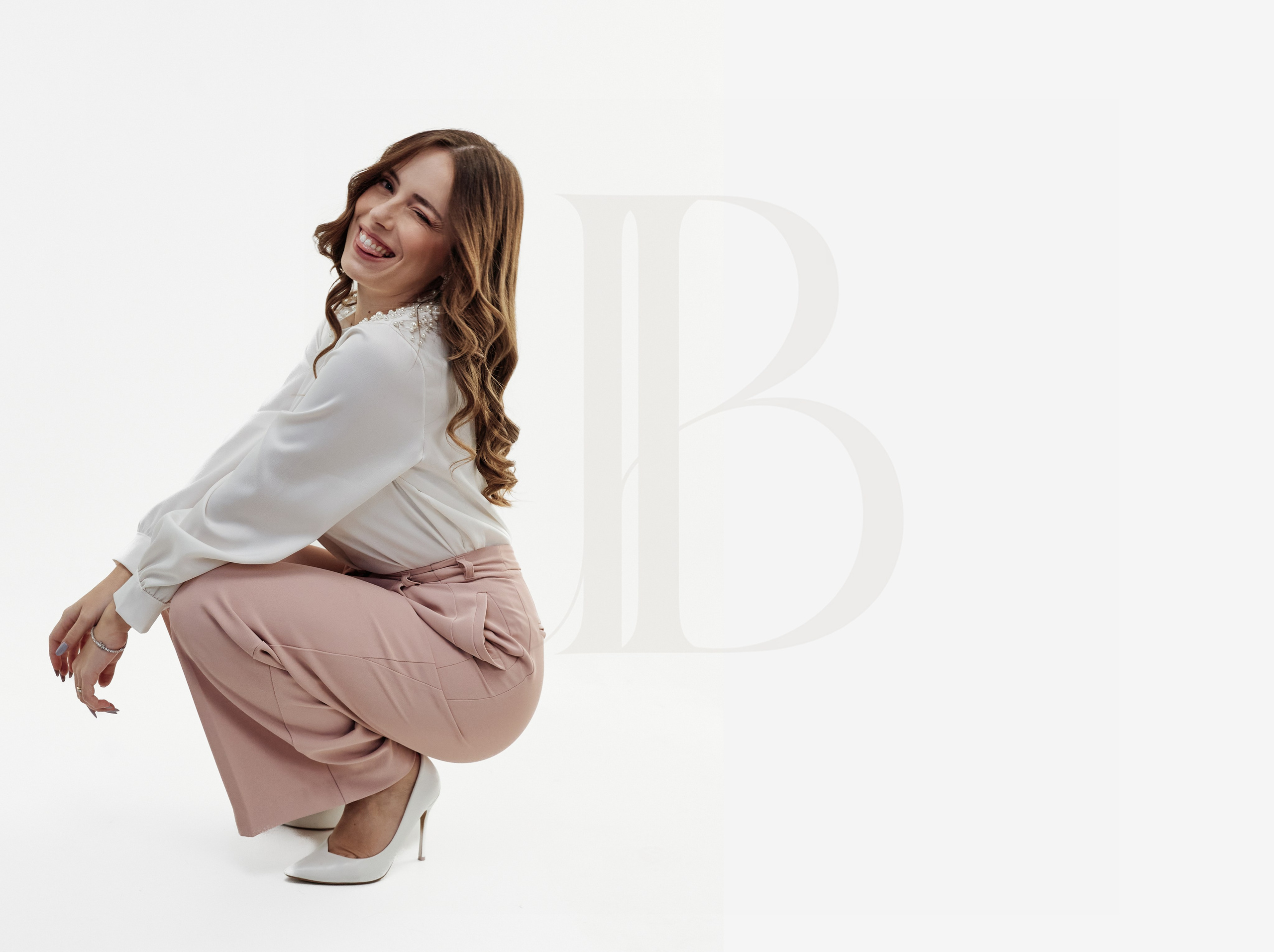 Quanto costa un fotografo di Personal Branding a Roma?. Studio fotografico a Roma — ritratti, self studio e servizi per eventi | 20 Studio Lab