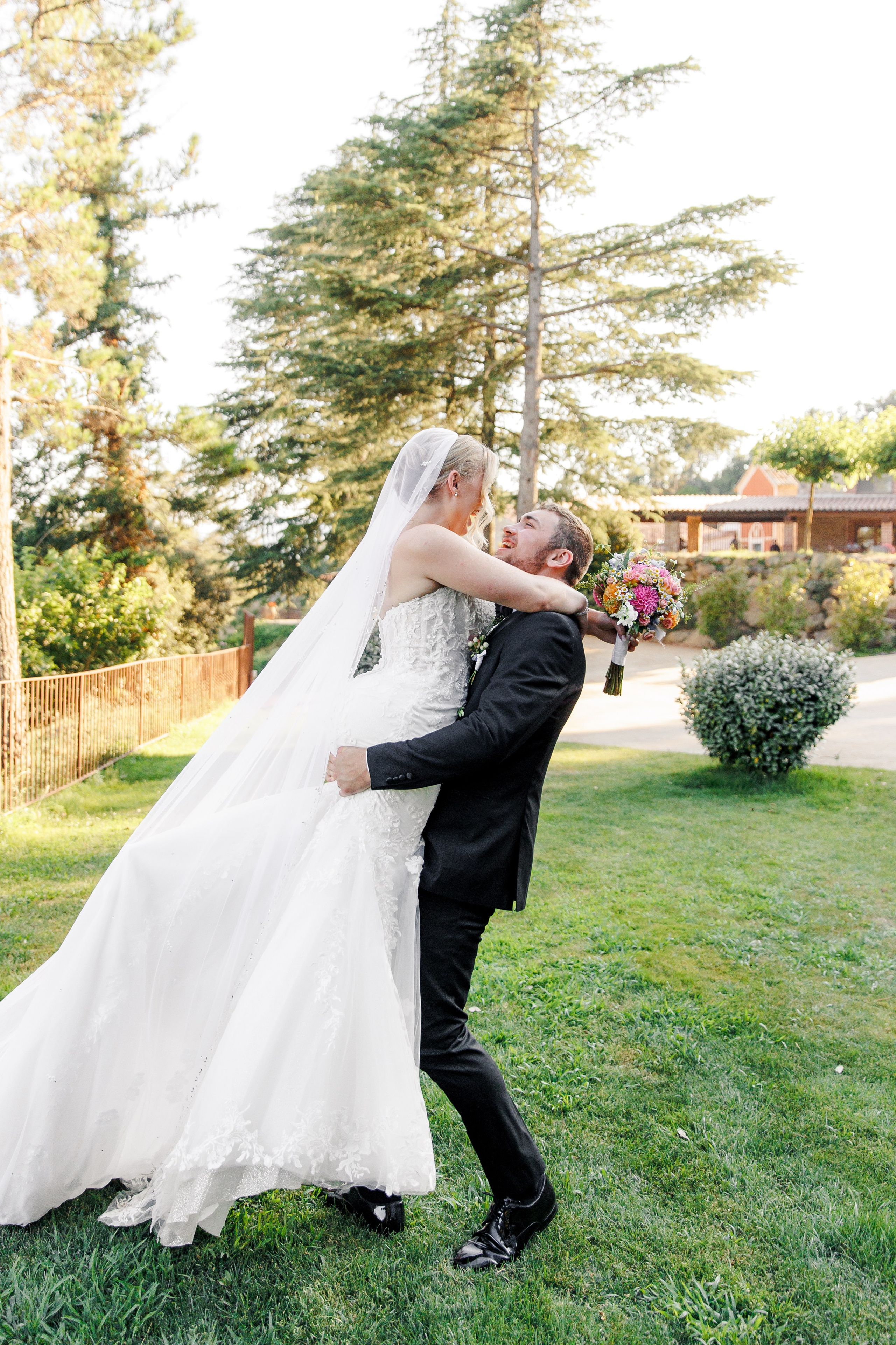 Wedding Venue Mas Huix. Wedding Photographer in Barcelona Lana Alekhina