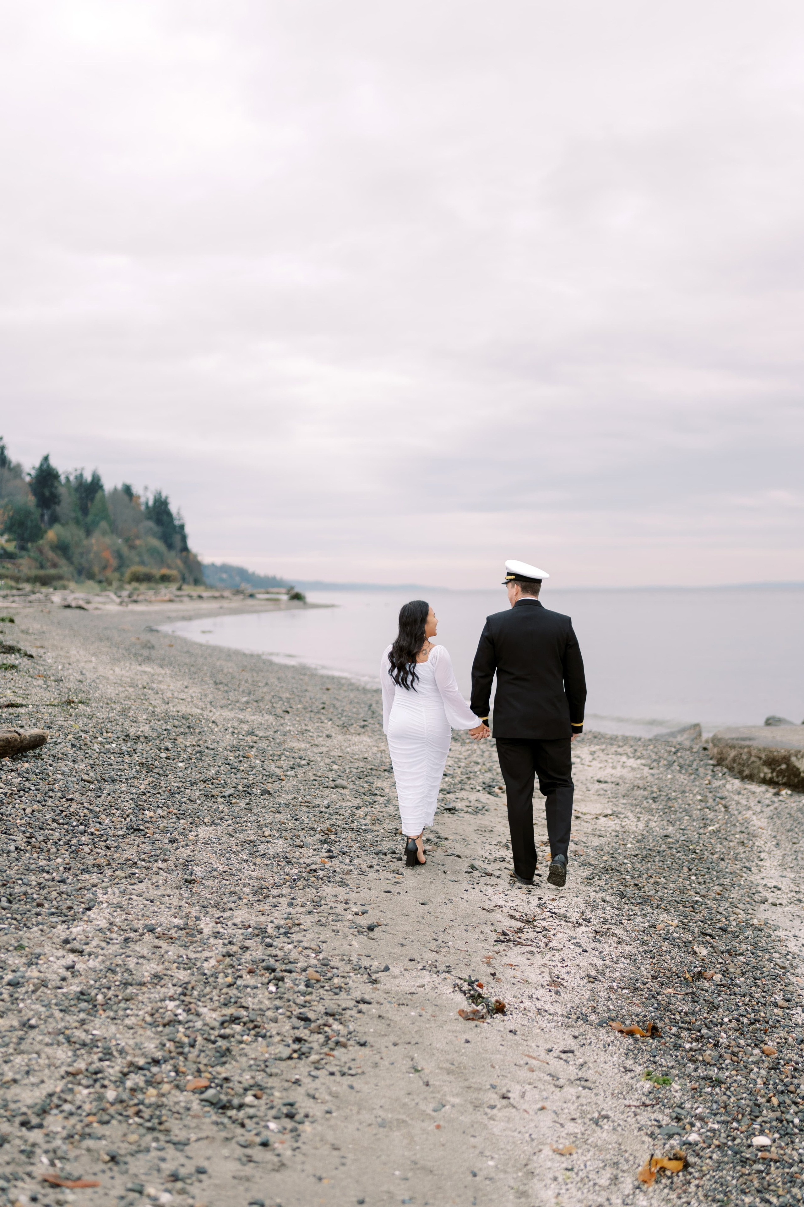 Engagement photoshoot. Dayana & Dag. Mukilteo ligthhouse. November 2024. EVAN ARISTOV WEDDING PHOTOGRAPHY — Seattle Wedding Photographer