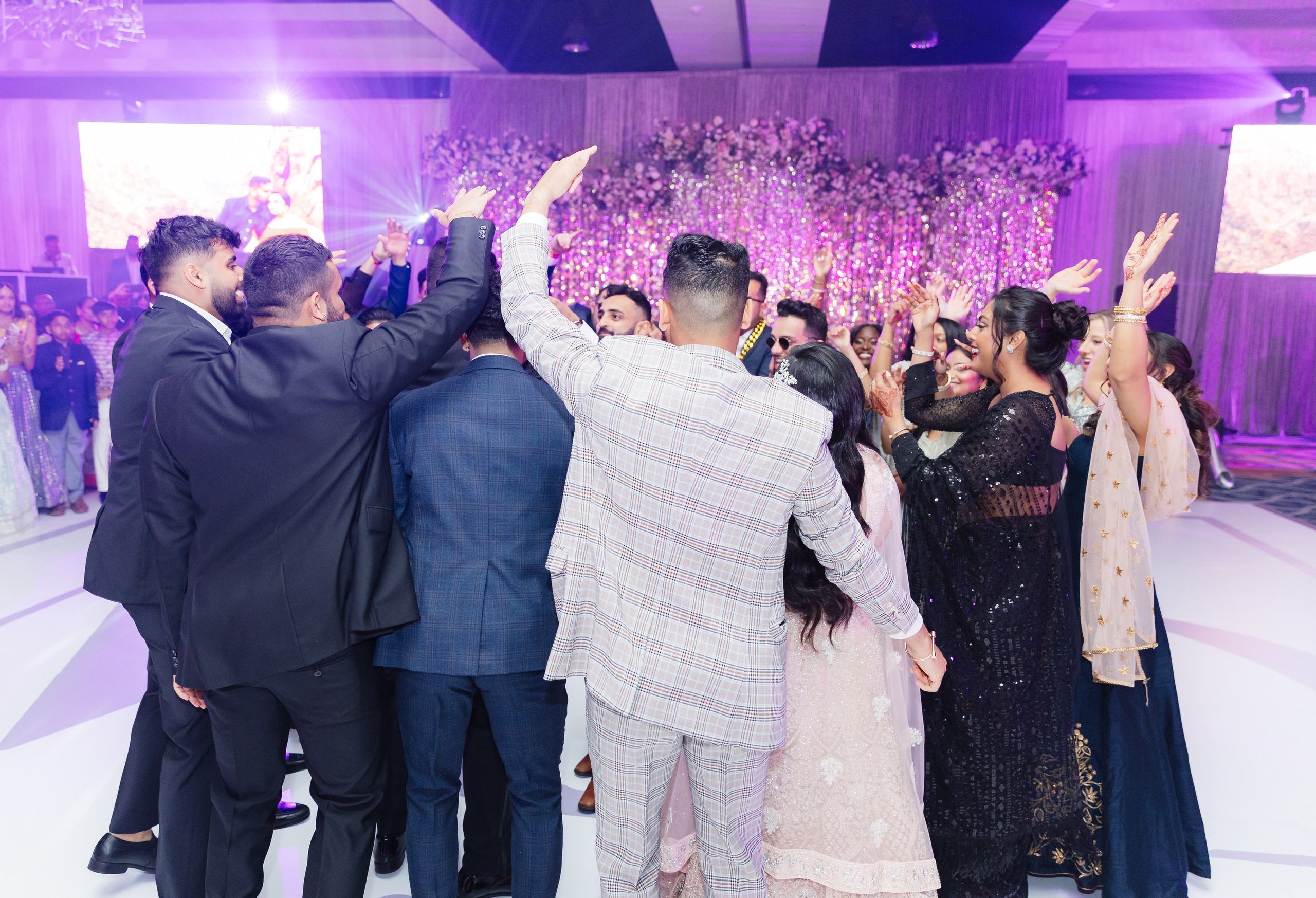 A Sacred Hindu Celebration of Love, Ritual, and Tradition. YES I DO PRODUCTION — Wedding photography&videography