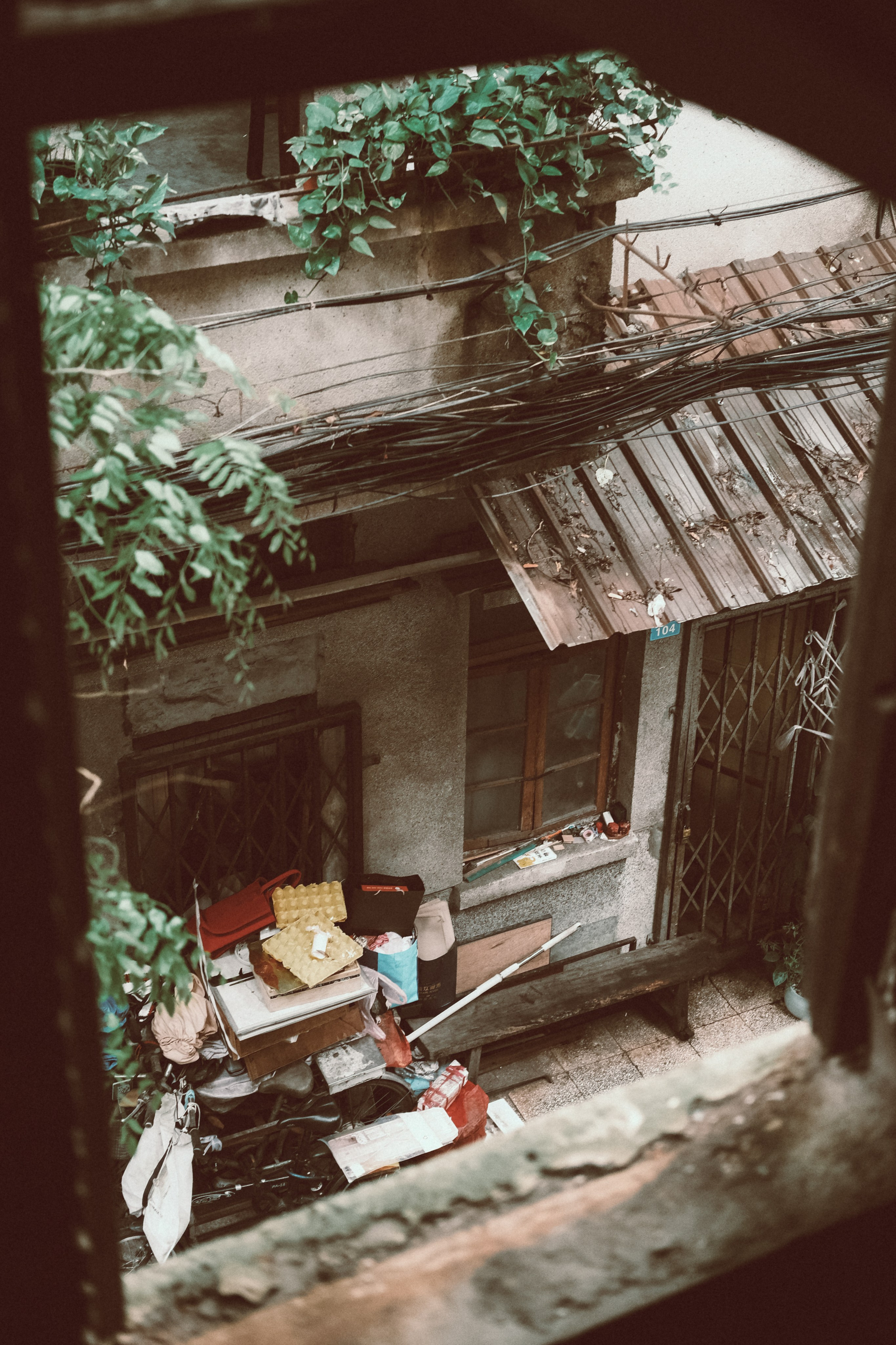 The Roof | Guangzhou Street Photography | Street Photography | Guangzhou 🇨🇳 广州