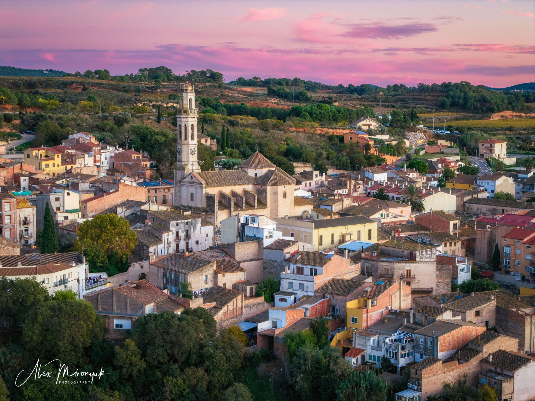 Catalonian Medieval Castles. Pet, Senior, Landscape, portrait studio, photographer in Miami and Sou