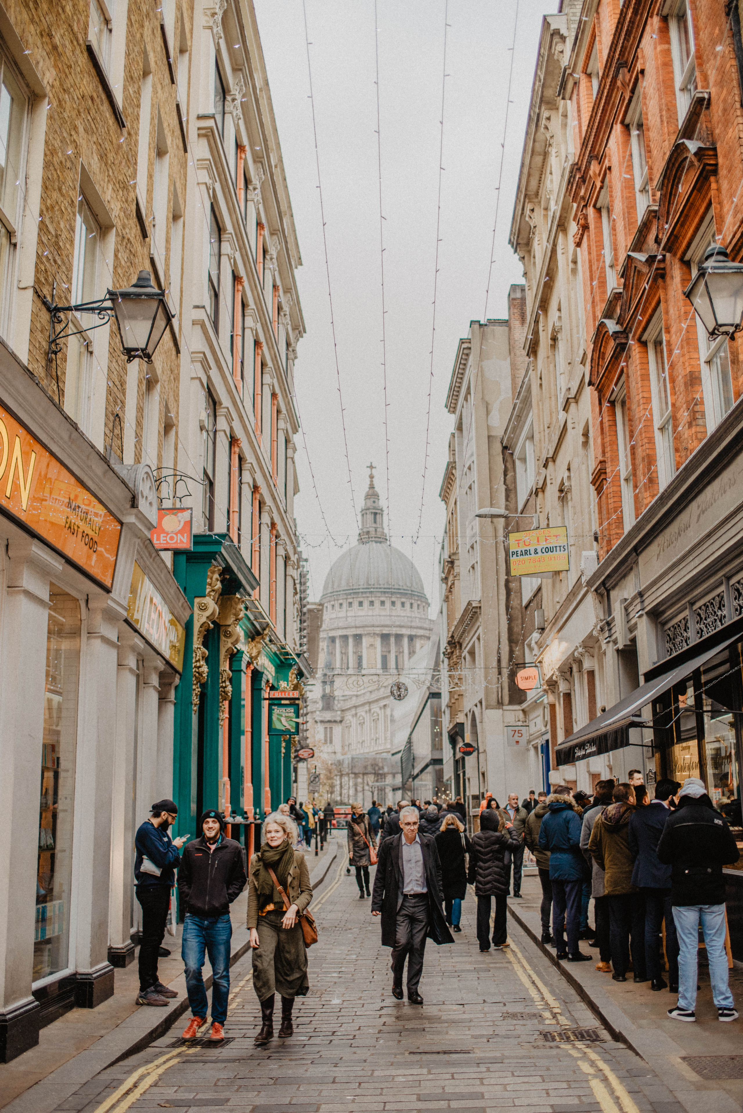 London. Lifestyle, wedding and family photographer