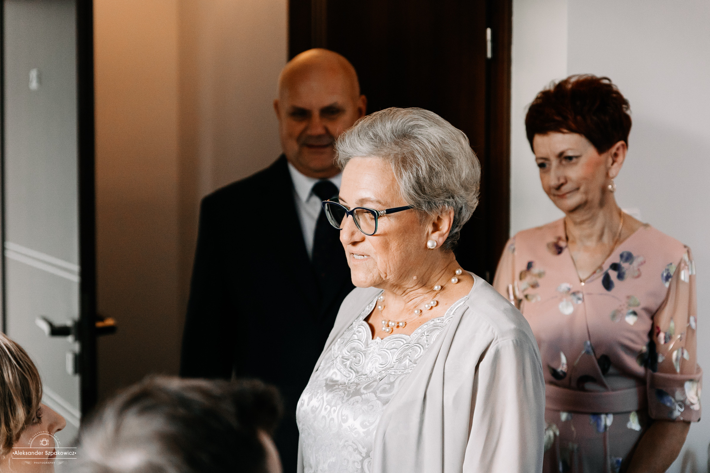 Zdjęcia ślubne z Przygotowań • Fotograf Trójmiasto. Fotograf Ślubny Warszawa - Sesje Biznesowe Rodzinne Eventy