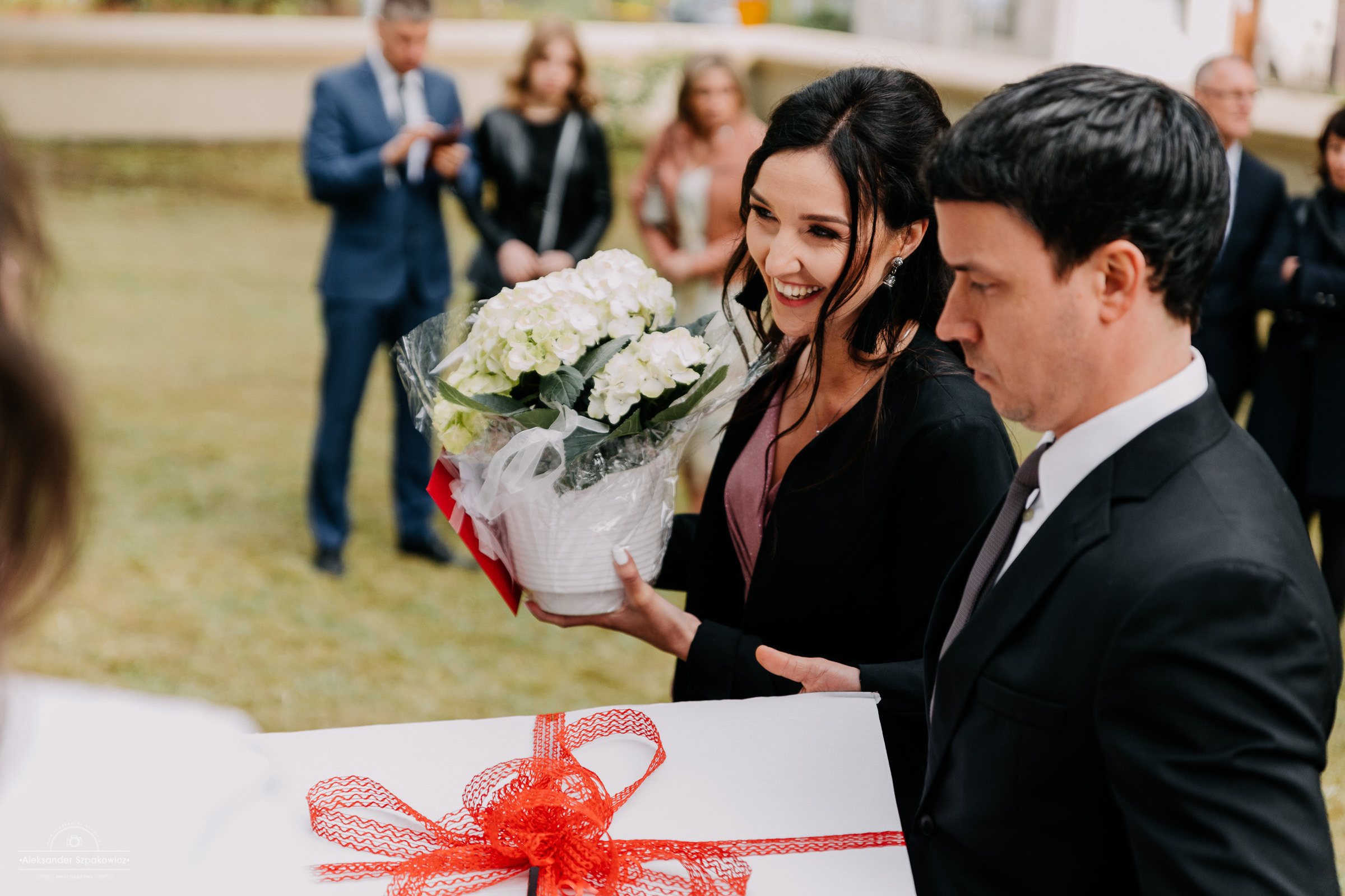 Ceremonia ślubna • Zdjęcia w kościele/USC. Fotograf Ślubny Warszawa - Sesje Biznesowe Rodzinne Eventy