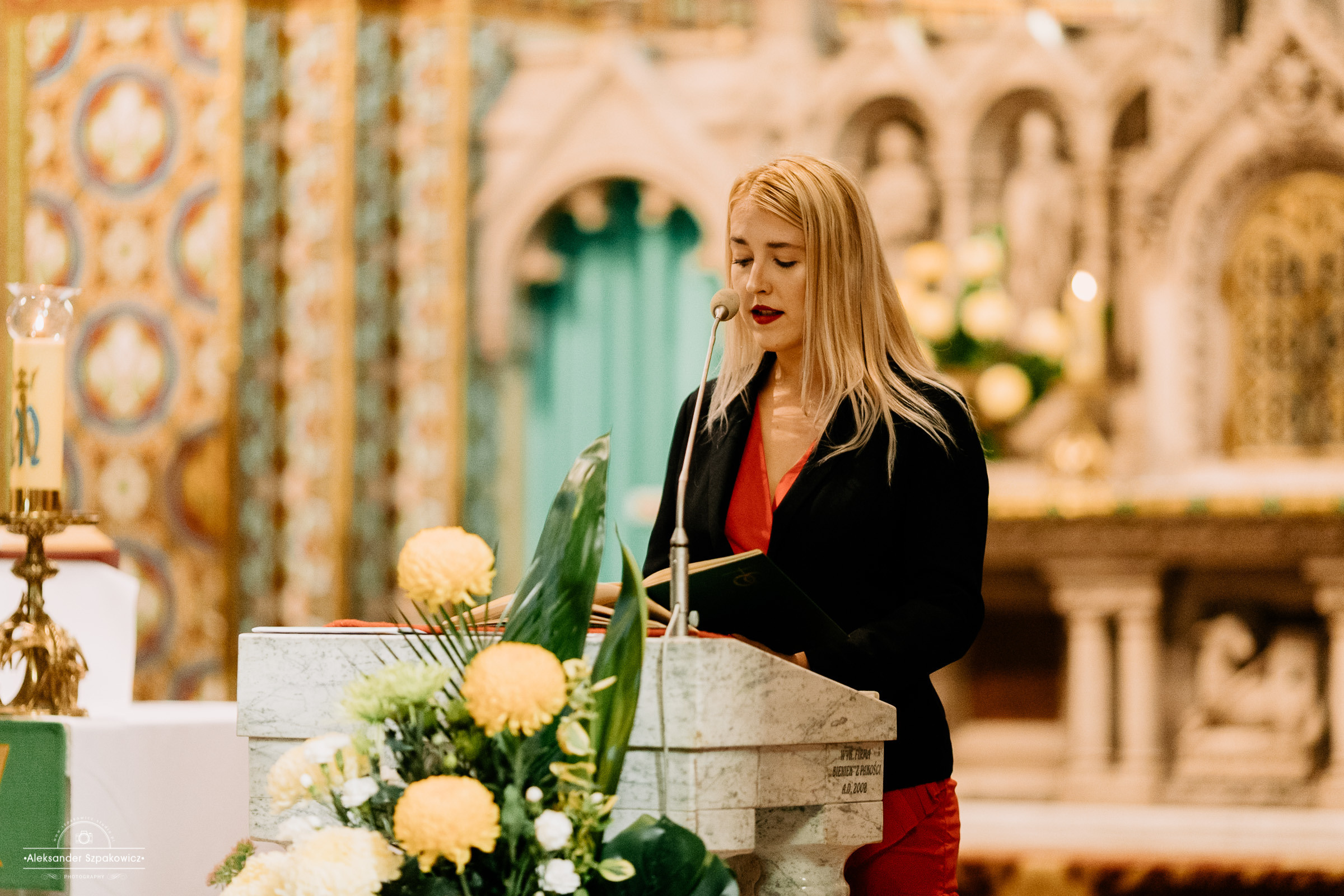 Ceremonia ślubna • Zdjęcia w kościele/USC. Fotograf Ślubny Warszawa - Sesje Biznesowe Rodzinne Eventy