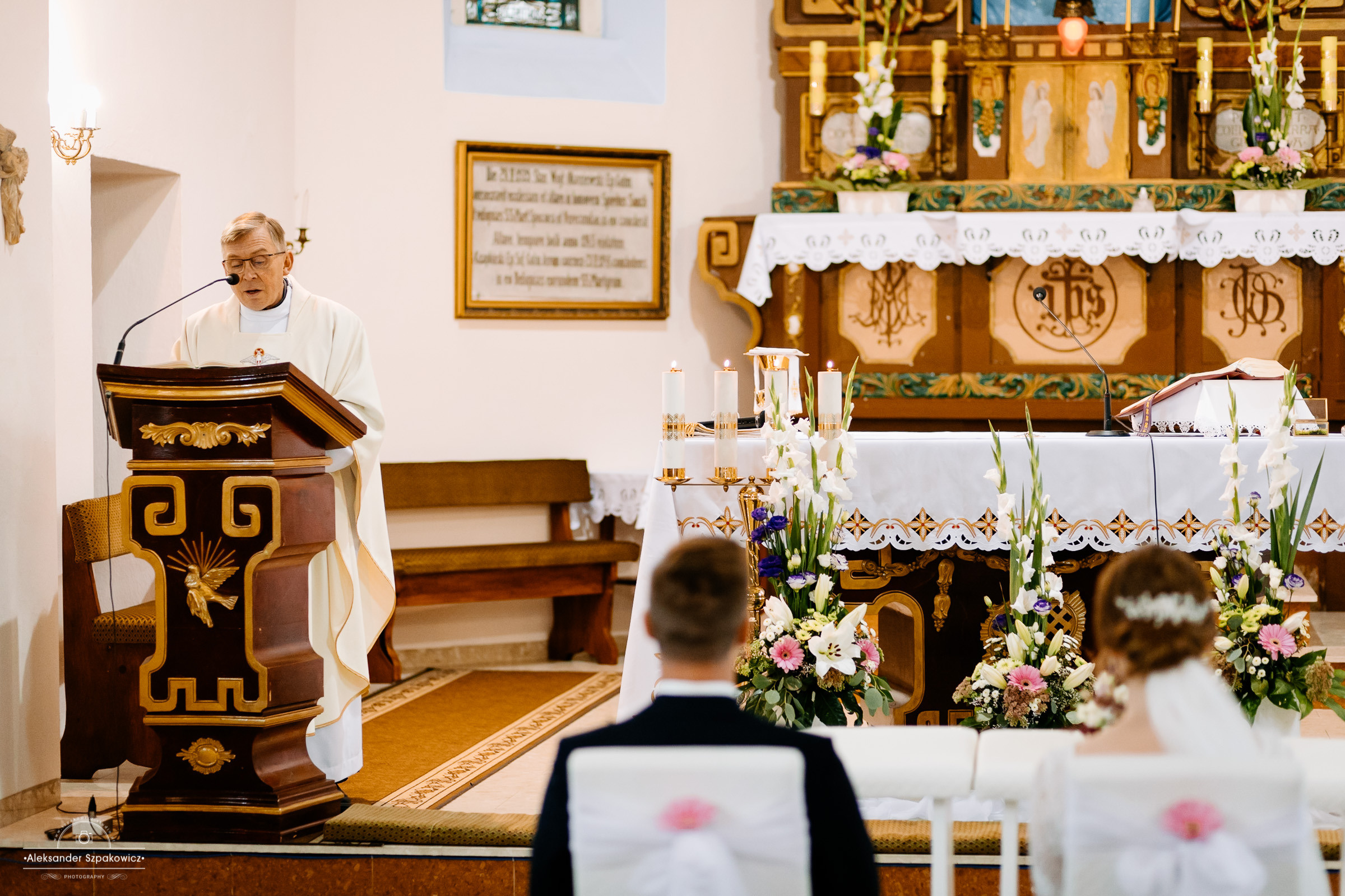Ceremonia ślubna • Zdjęcia w kościele/USC. Fotograf Ślubny Warszawa - Sesje Biznesowe Rodzinne Eventy